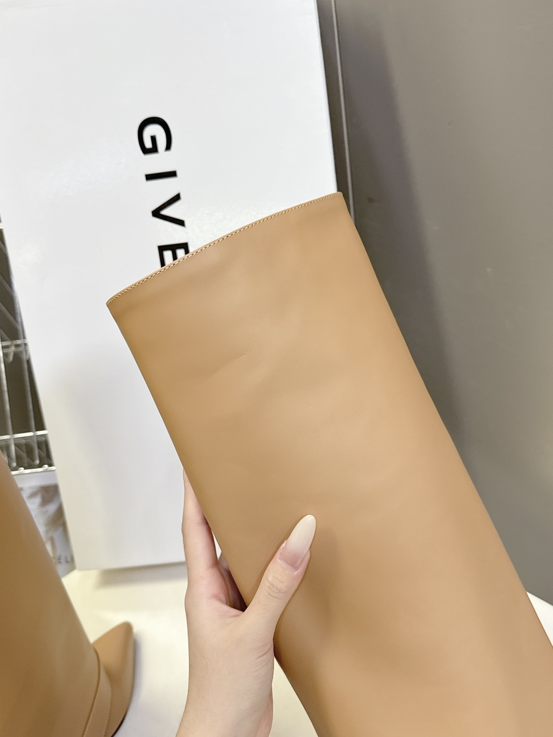 BALMAIN巴尔曼2025秋冬最新款 裤筒靴 长靴 超多明星网红种草 这双靴子真是怎么搭怎么好看 春夏