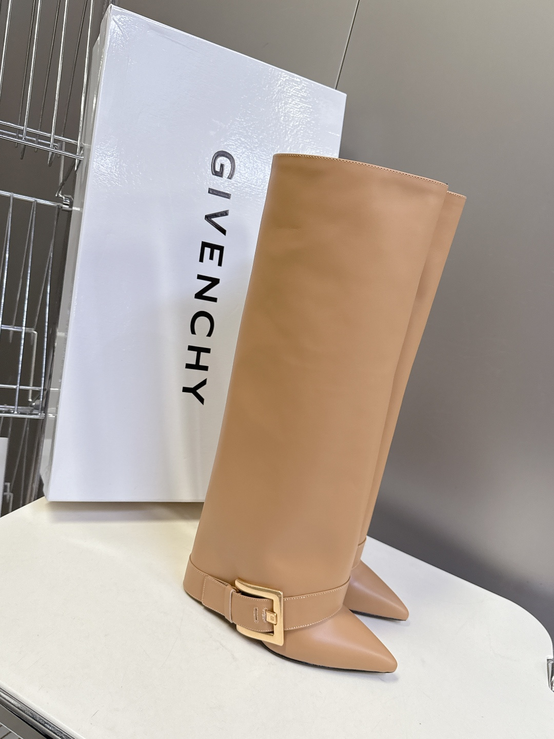 BALMAIN巴尔曼2025秋冬最新款 裤筒靴 长靴 超多明星网红种草 这双靴子真是怎么搭怎么好看 春夏