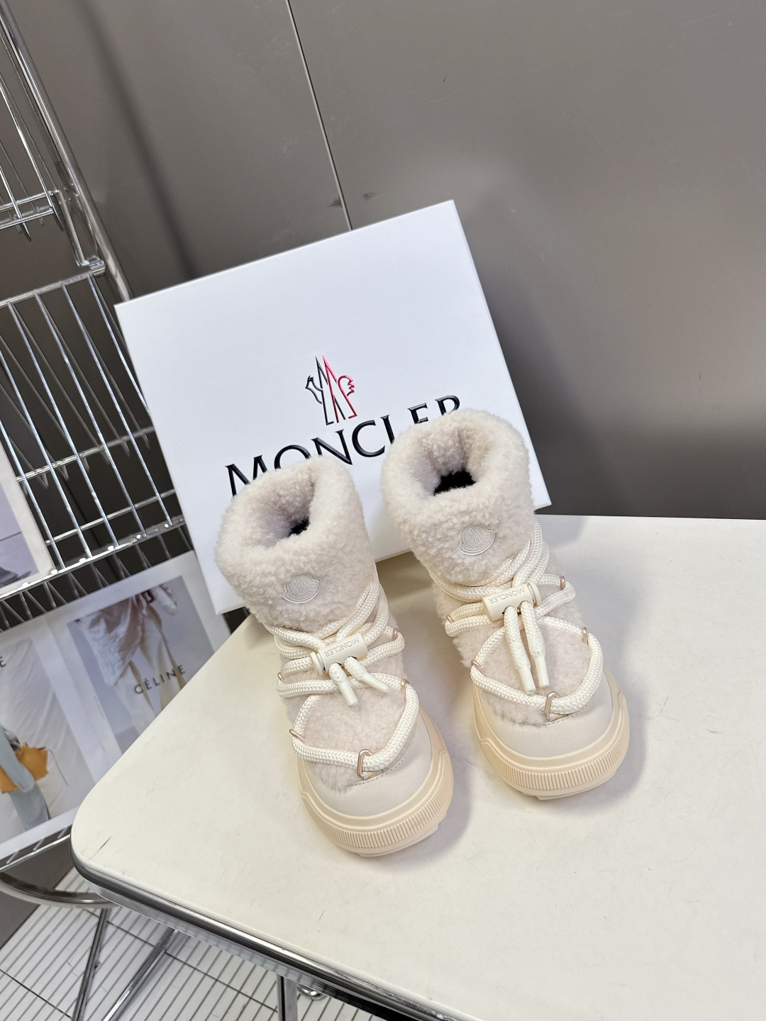 Moncler蒙口2025秋冬最新款雪地靴 奢华与功能的完美融合 真羊毛加绒内里，-10℃也能暴走雪地 