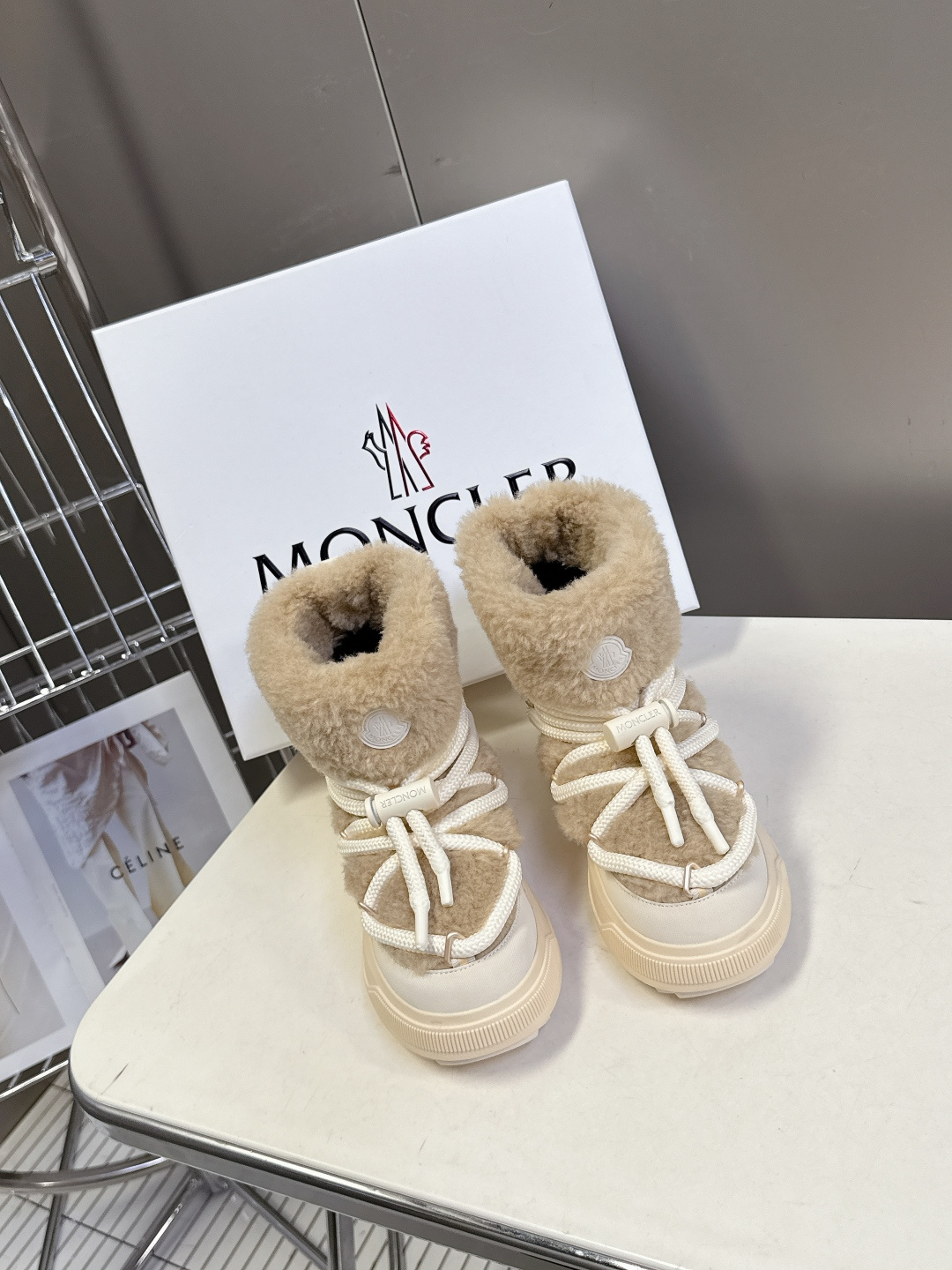 Moncler蒙口2025秋冬最新款雪地靴 奢华与功能的完美融合 真羊毛加绒内里，-10℃也能暴走雪地 