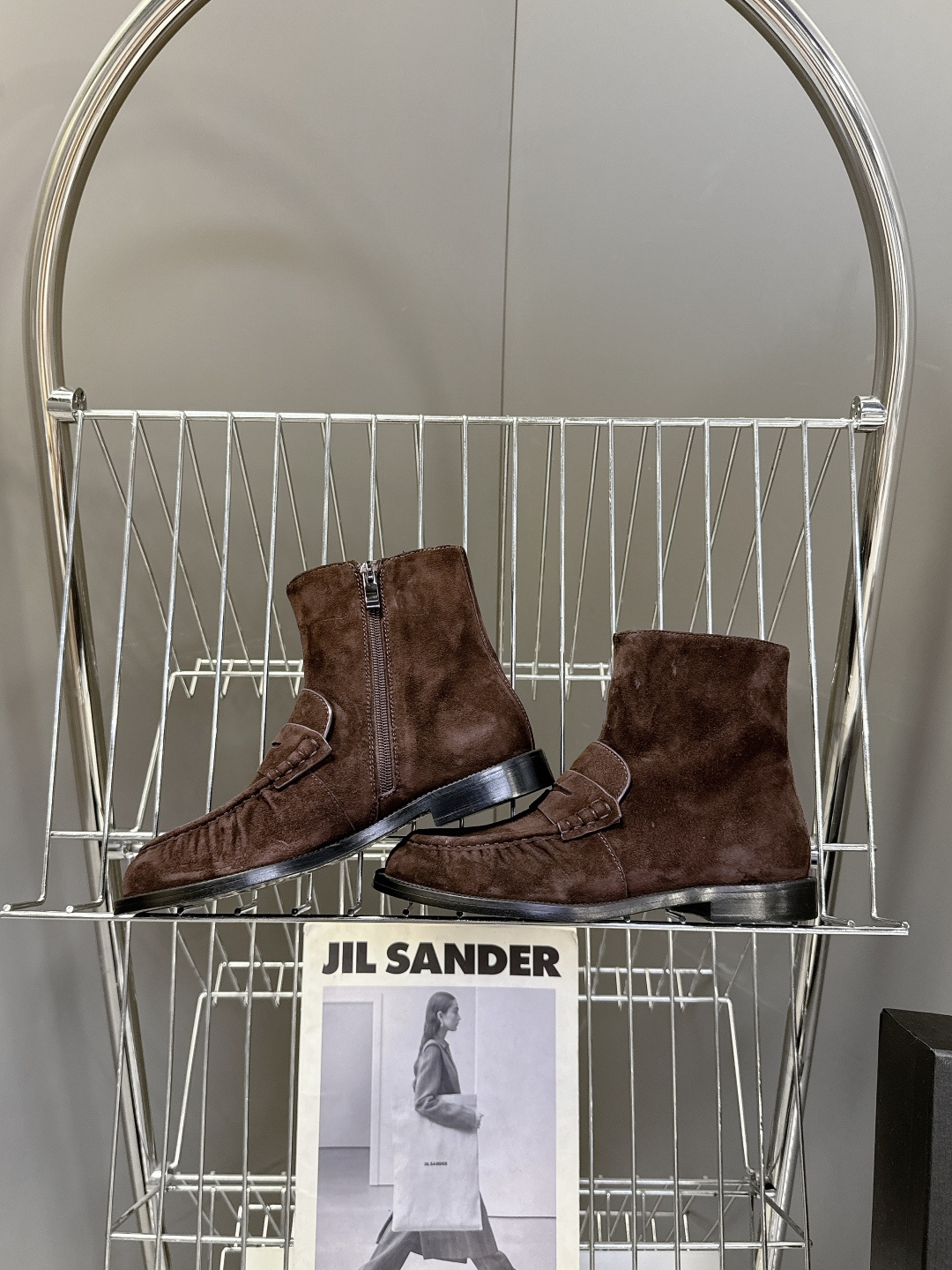 Saint Laurent圣罗兰秋冬最新款短靴 超级超级无敌火爆的一个款这款我们家每个版面的五金扣都要开