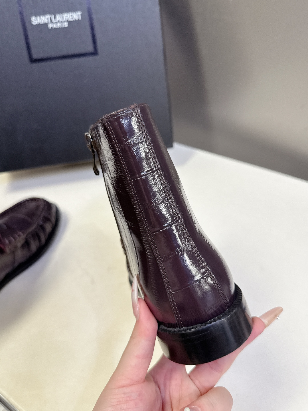 Saint Laurent圣罗兰秋冬最新款短靴 超级超级无敌火爆的一个款这款我们家每个版面的五金扣都要开