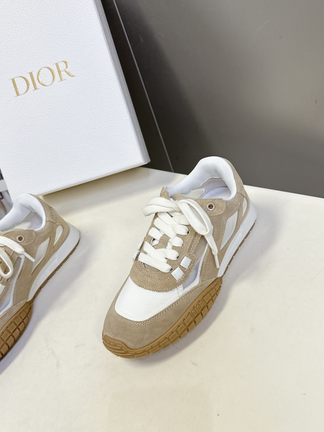 Dior迪奥2026春夏最新情侣款TECH系列 运动鞋超多明星网红种草 这双鞋改变了之前印象中的运动鞋单