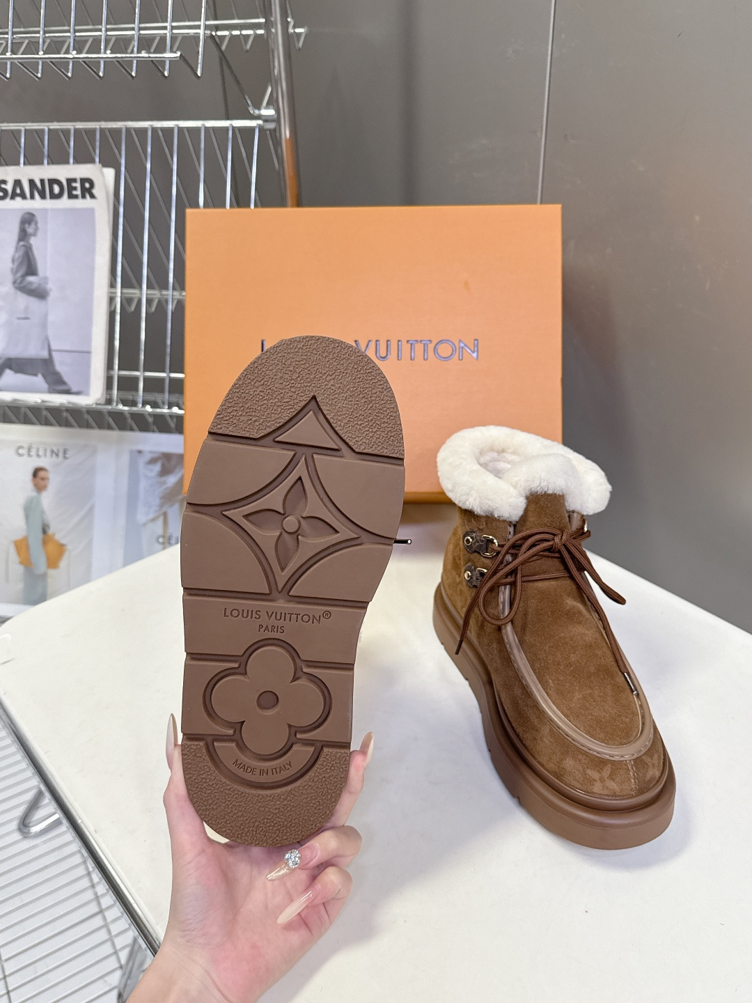 路易威登Louis Vuitton秋冬最新走秀款 雪地靴 超多明星时尚博主种草 lv秀场出镜率最高的单品