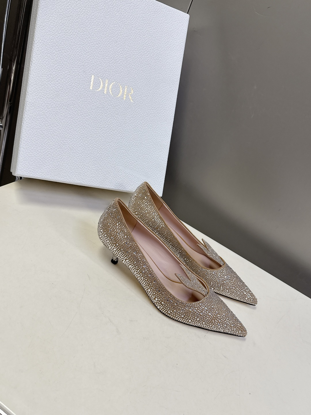 dior迪奥2026春夏最新款高跟时装鞋 超多明星时尚博主种草 每个女孩鞋柜都必须有一双D家时装鞋 简直