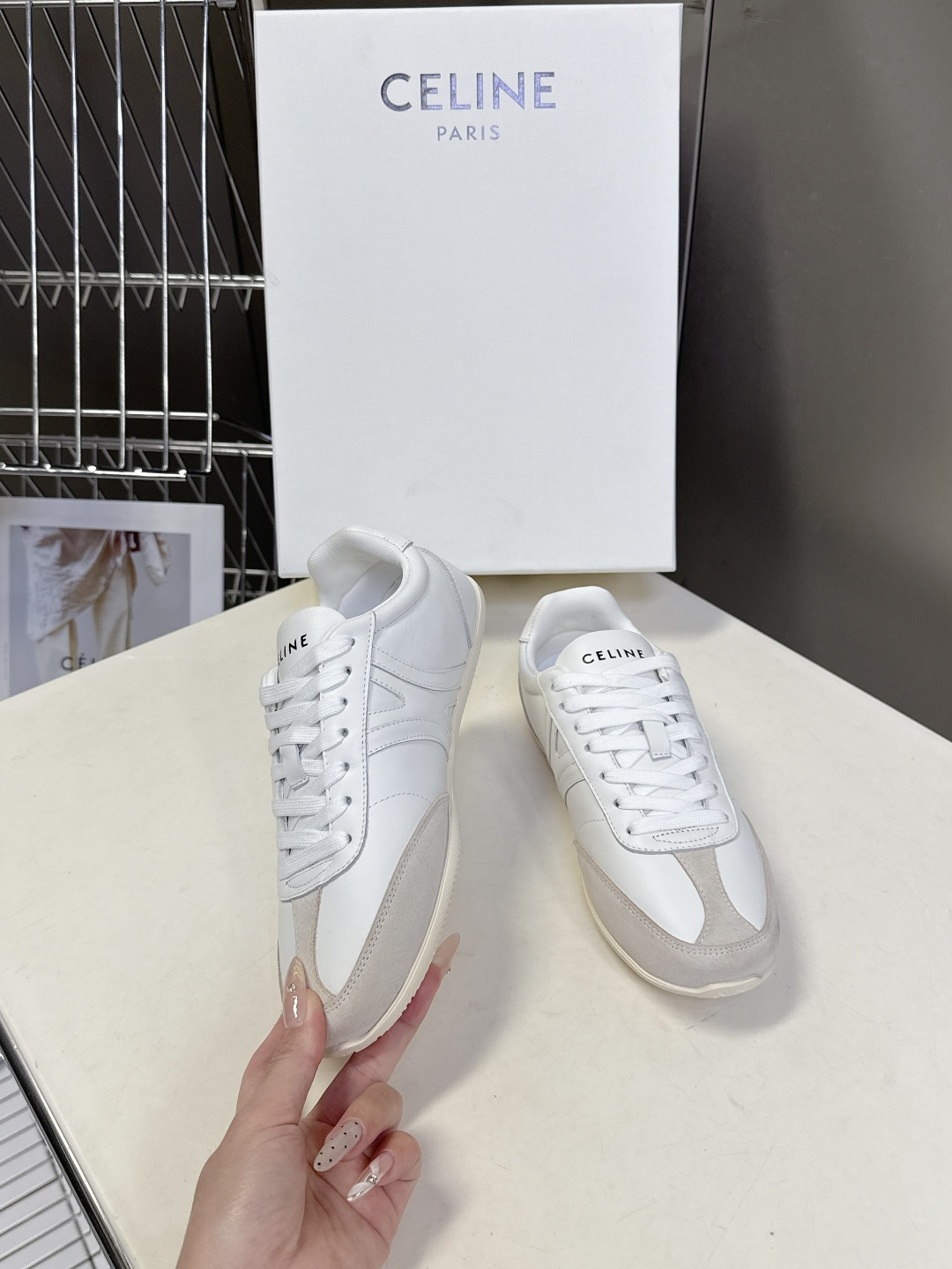 男装➕20 Celine思琳最新情侣款休闲鞋德训运动鞋 小白鞋，专柜7000RMB购入开发 充满街头感的