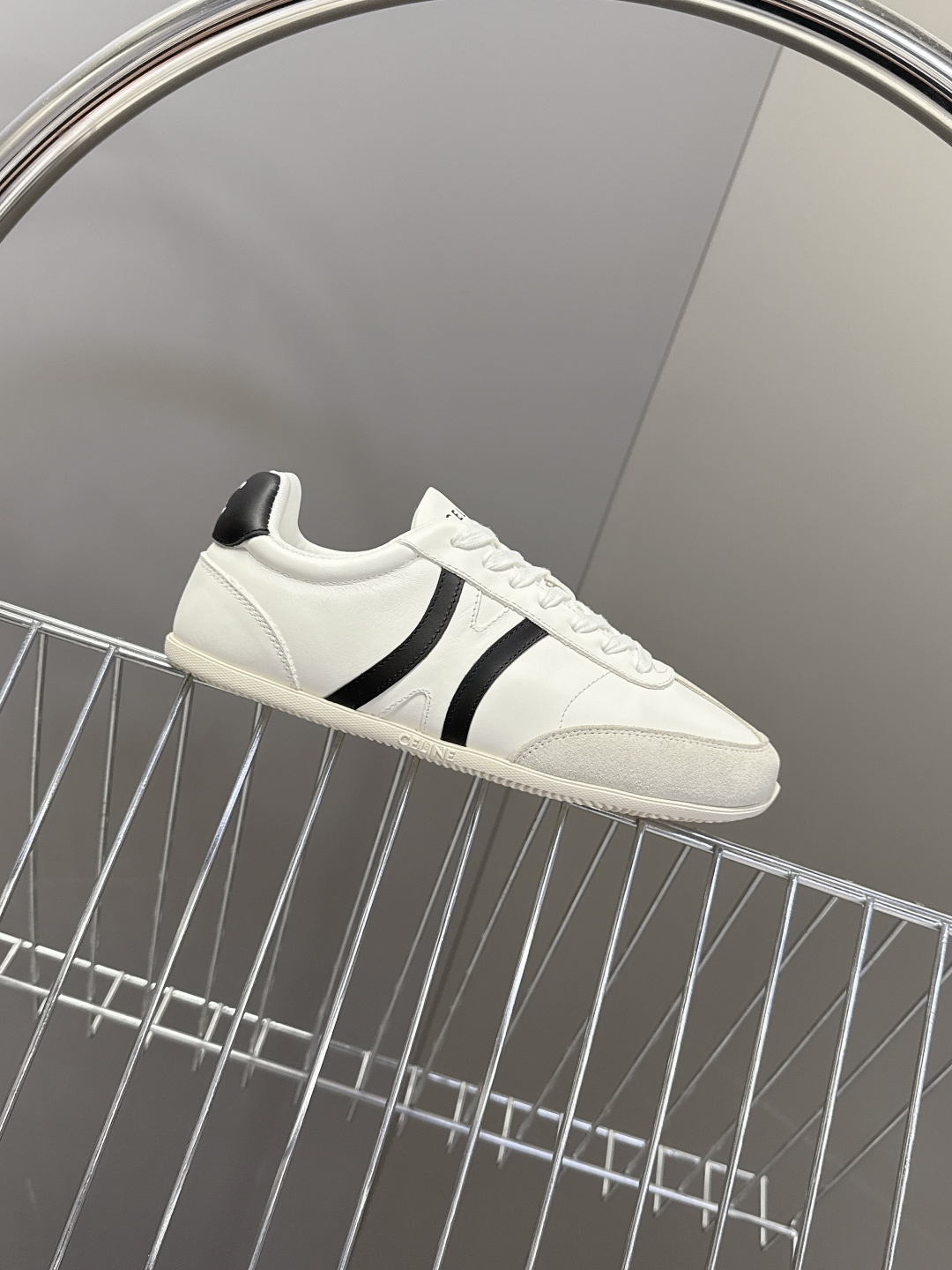 男装➕20 Celine思琳最新情侣款休闲鞋德训运动鞋 小白鞋，专柜7000RMB购入开发 充满街头感的