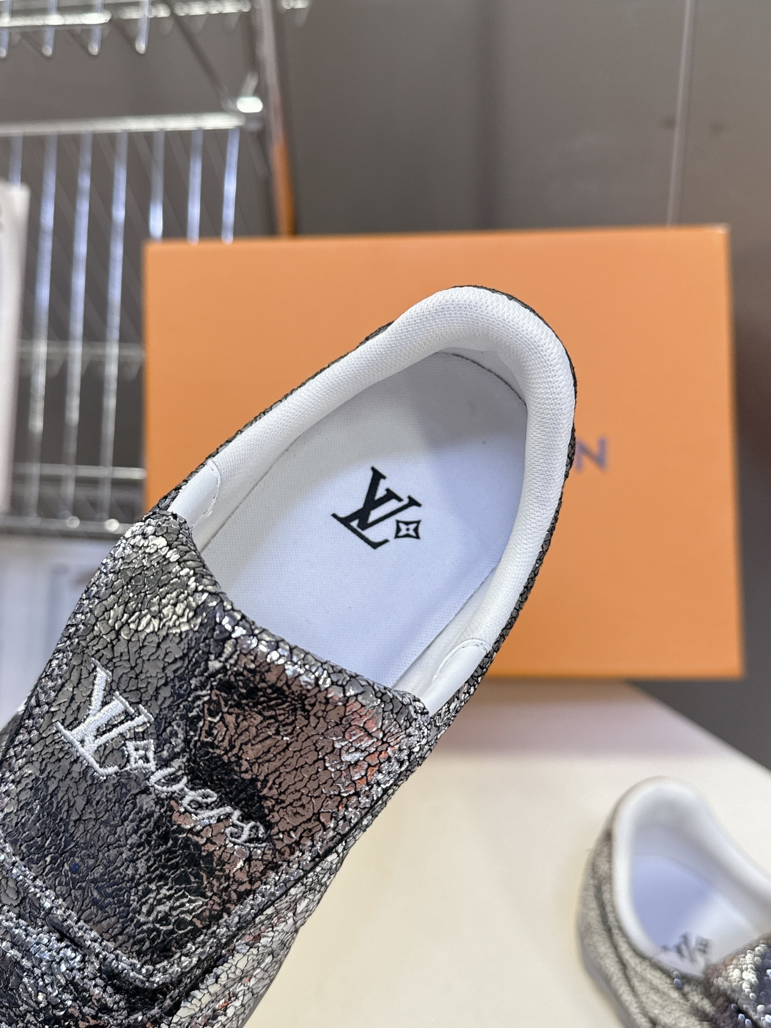 LV路易威登最新Footprint系列 情侣款足球运动鞋原版购入开发 做货 这款 Footprint S