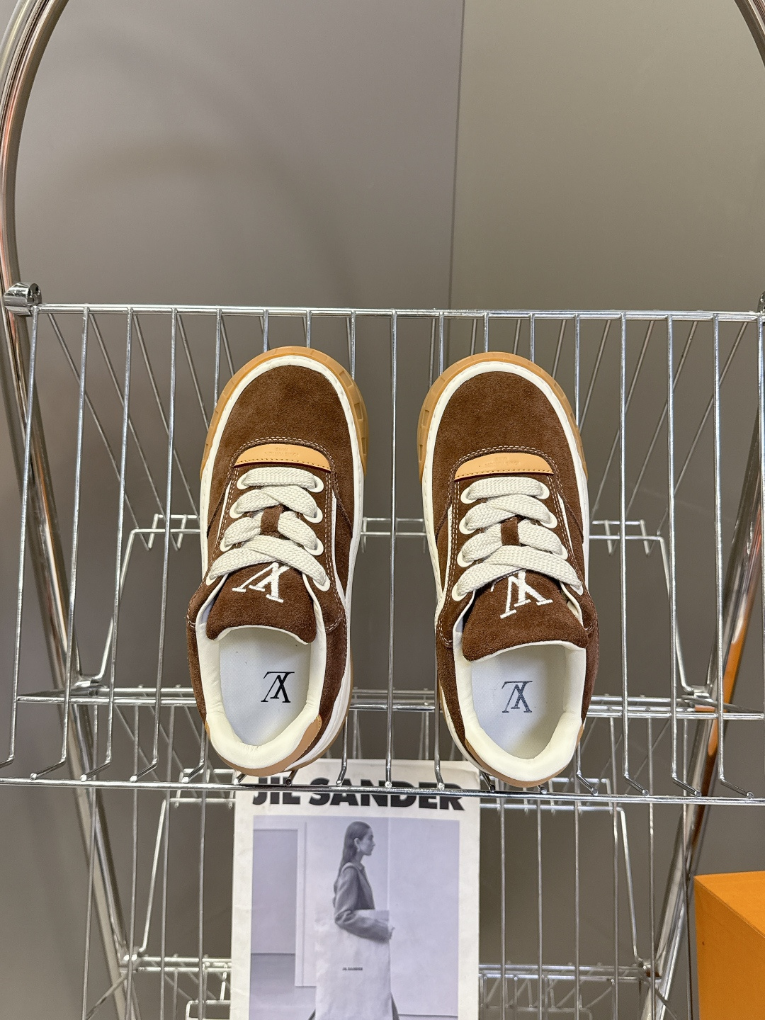 Louis Vuitton 路易威登最新情侣款 饼干鞋休闲鞋 超多明星时尚博主种草 原版购入开发 细节完