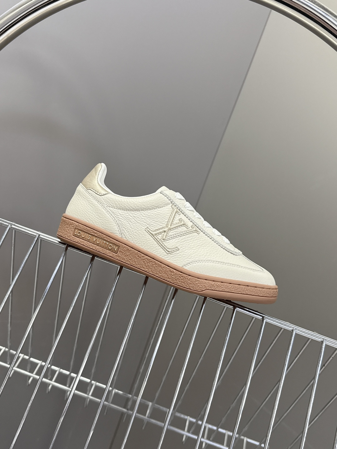 Louis Vuitton 路易威登最新款 饼干鞋休闲鞋 超多明星时尚博主种草 原版购入开发 细节完全对