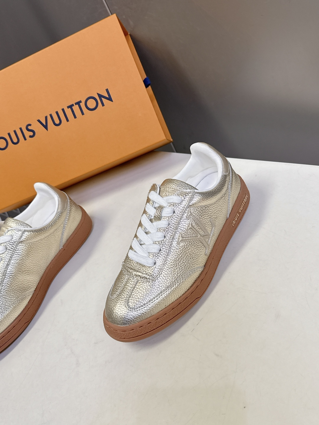 Louis Vuitton 路易威登最新款 饼干鞋休闲鞋 超多明星时尚博主种草 原版购入开发 细节完全对