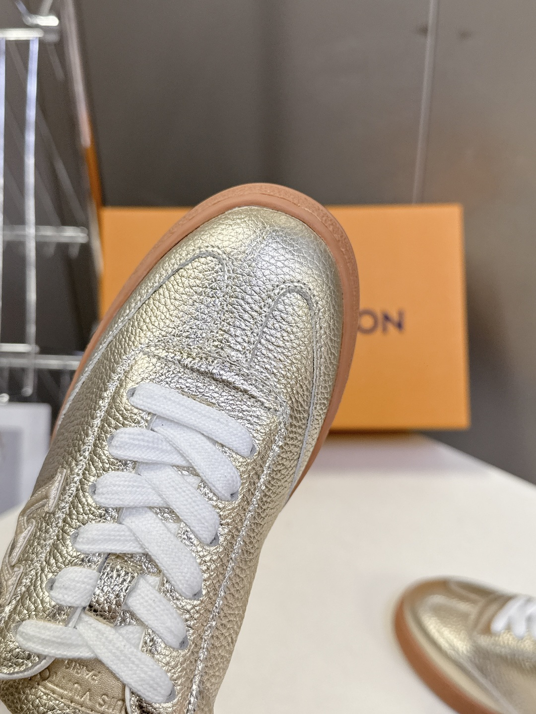 Louis Vuitton 路易威登最新款 饼干鞋休闲鞋 超多明星时尚博主种草 原版购入开发 细节完全对