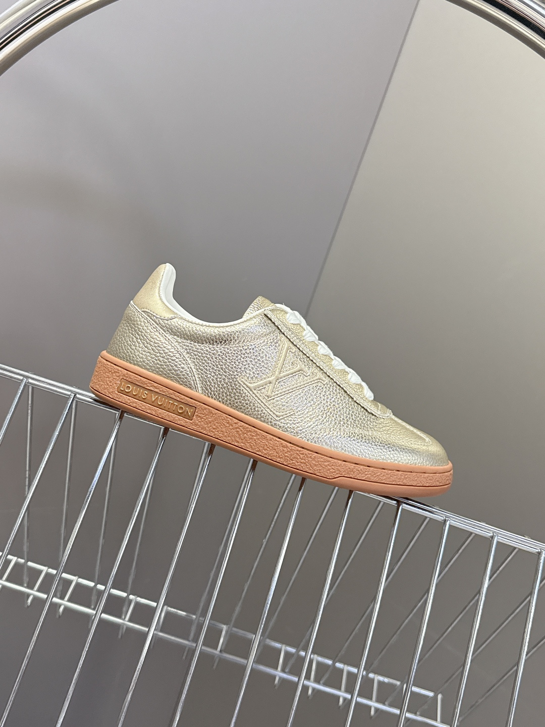 Louis Vuitton 路易威登最新款 饼干鞋休闲鞋 超多明星时尚博主种草 原版购入开发 细节完全对