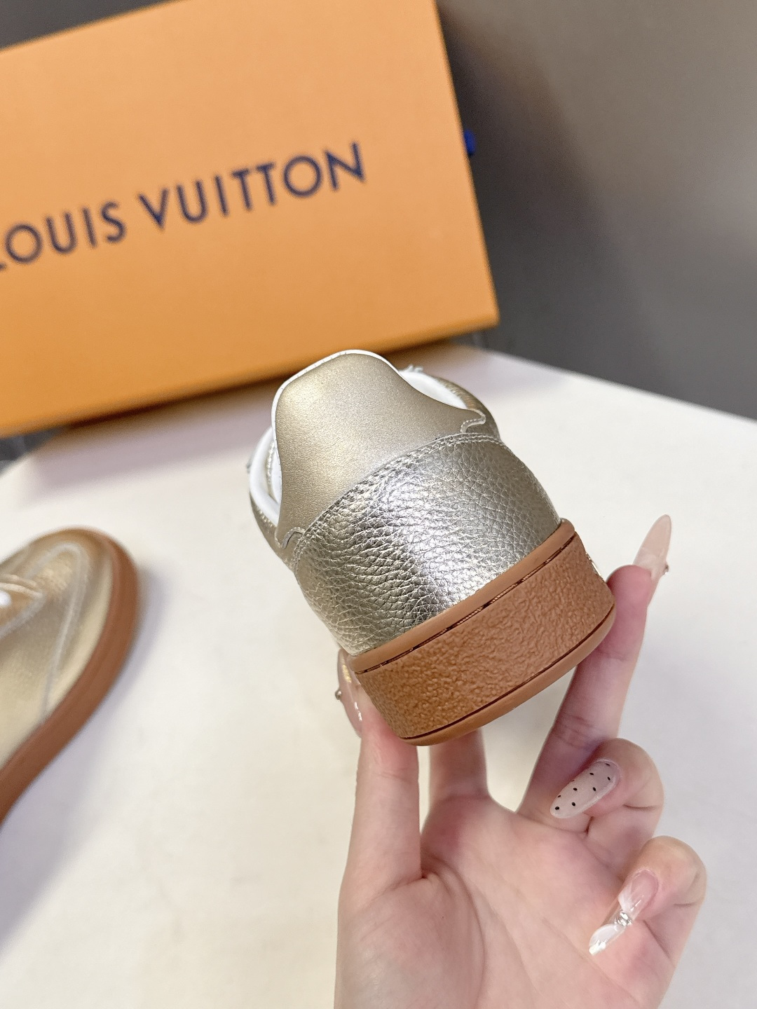 Louis Vuitton 路易威登最新款 饼干鞋休闲鞋 超多明星时尚博主种草 原版购入开发 细节完全对