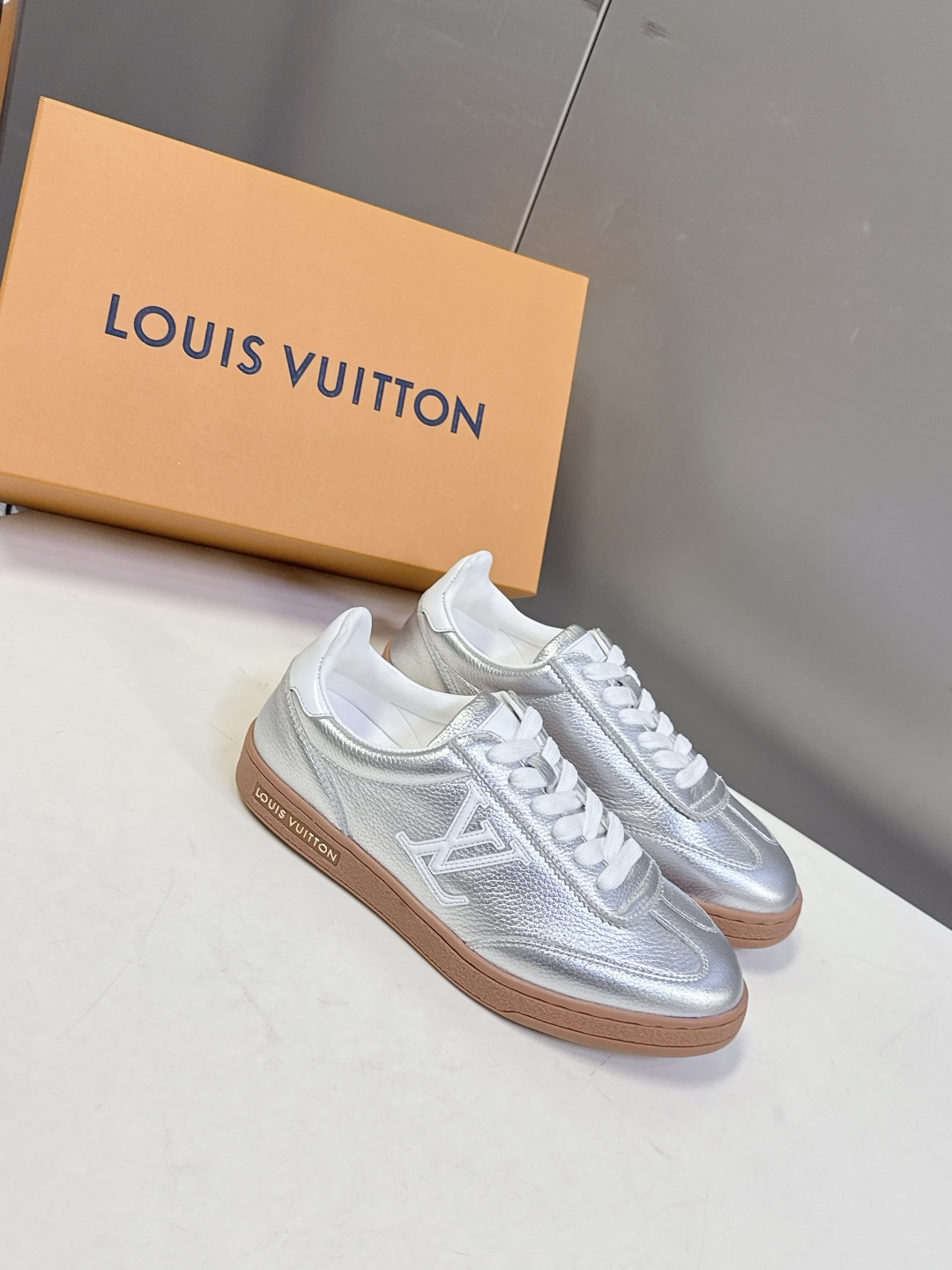 Louis Vuitton 路易威登最新款 饼干鞋休闲鞋 超多明星时尚博主种草 原版购入开发 细节完全对