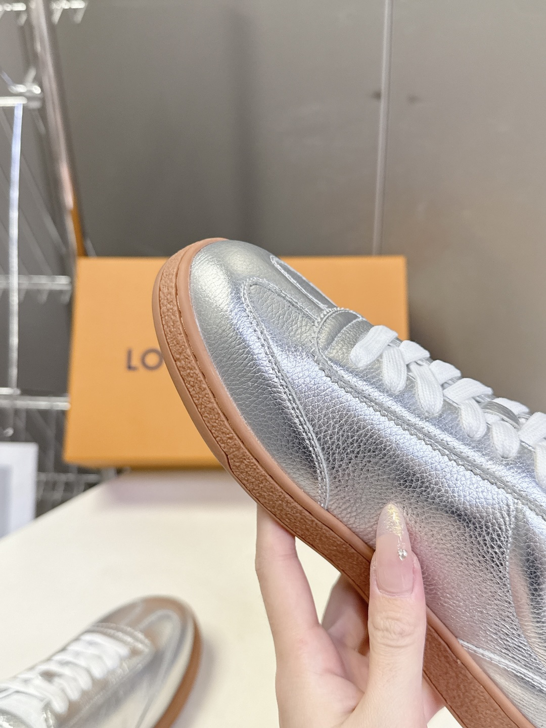 Louis Vuitton 路易威登最新款 饼干鞋休闲鞋 超多明星时尚博主种草 原版购入开发 细节完全对