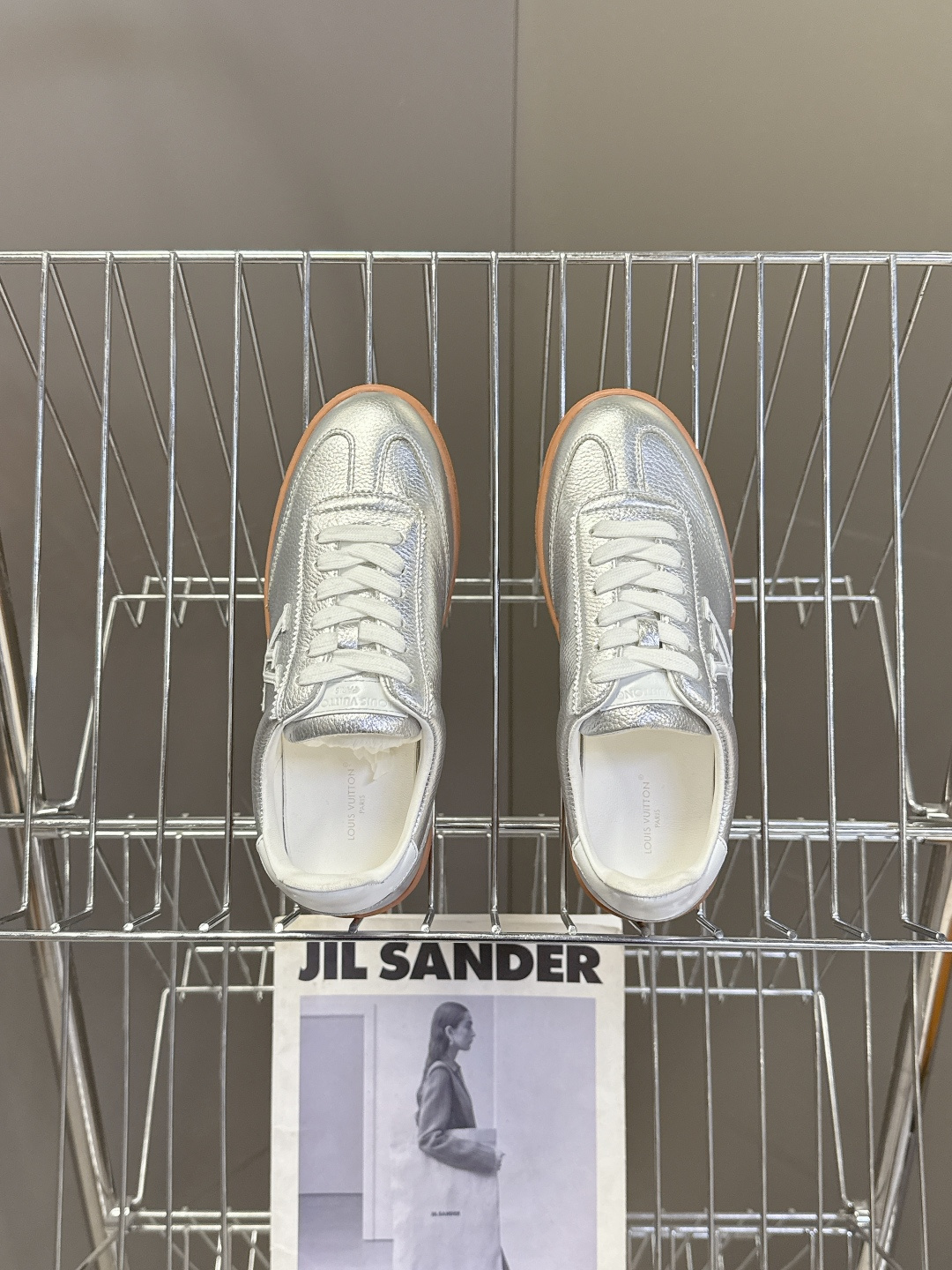 Louis Vuitton 路易威登最新款 饼干鞋休闲鞋 超多明星时尚博主种草 原版购入开发 细节完全对