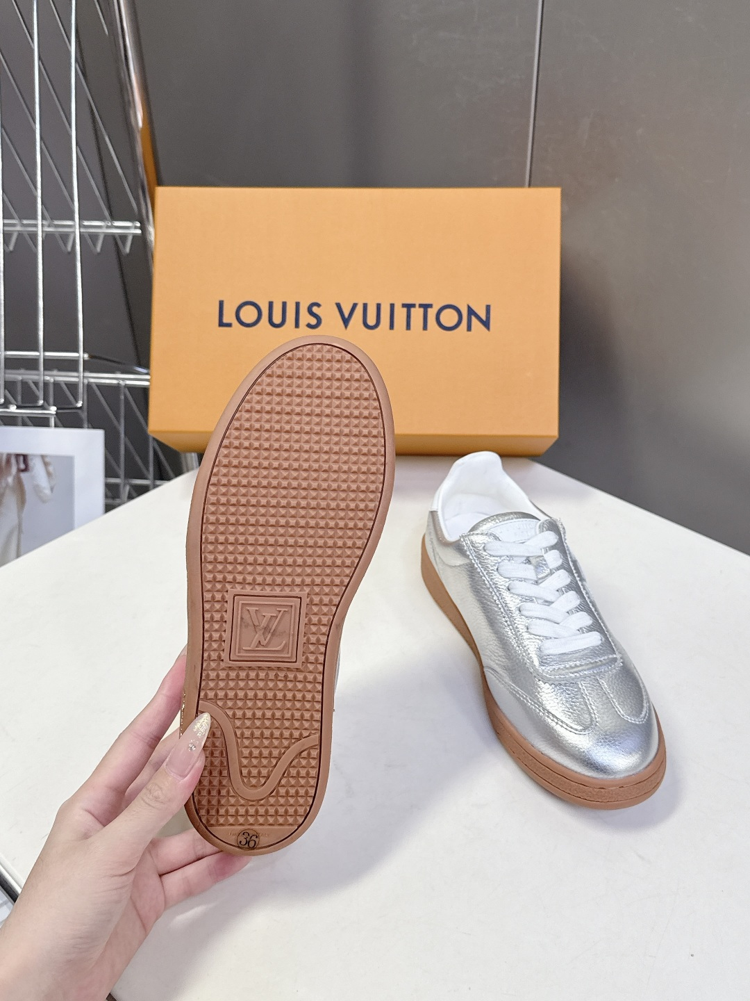 Louis Vuitton 路易威登最新款 饼干鞋休闲鞋 超多明星时尚博主种草 原版购入开发 细节完全对