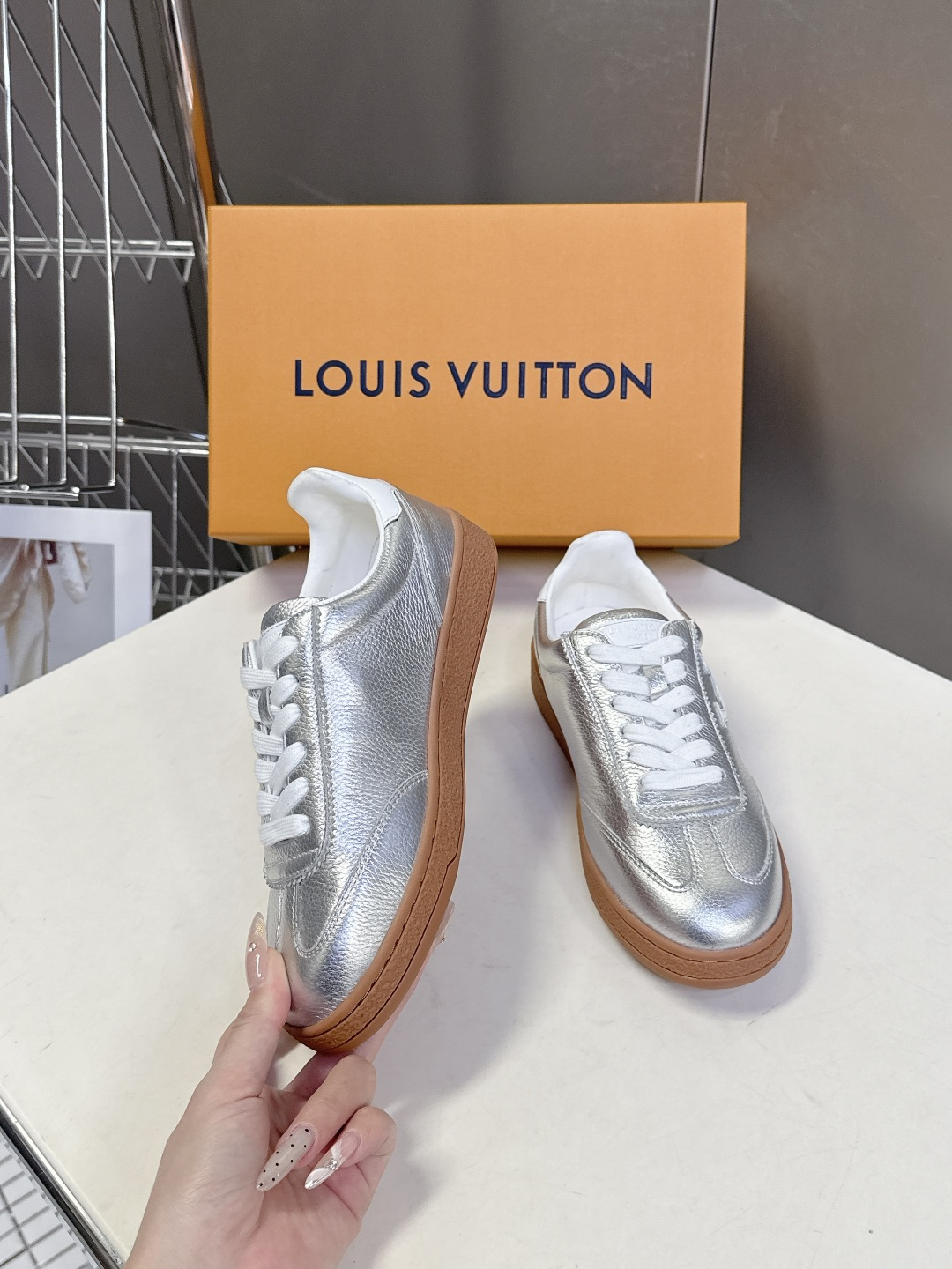 Louis Vuitton 路易威登最新款 饼干鞋休闲鞋 超多明星时尚博主种草 原版购入开发 细节完全对