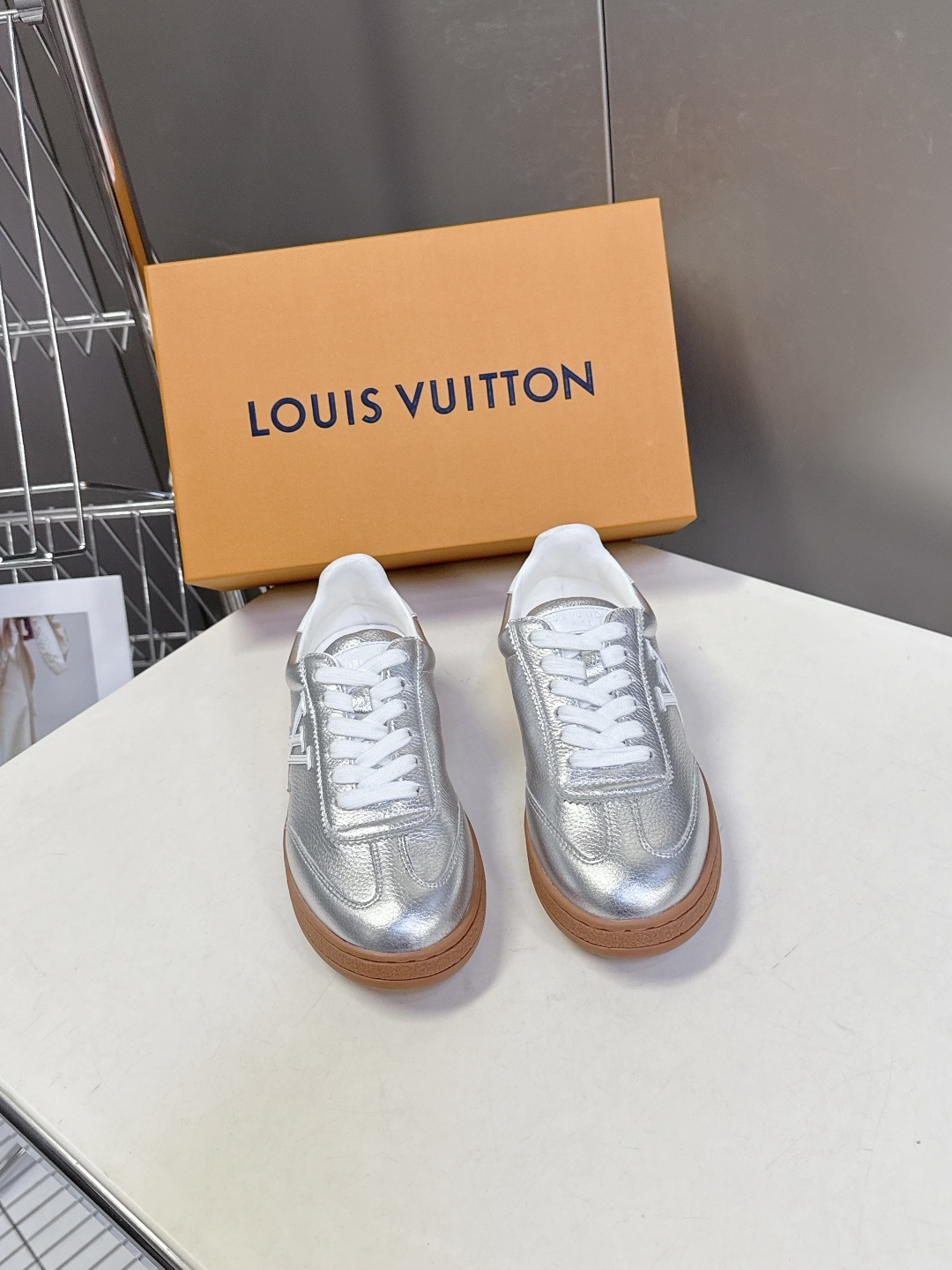 Louis Vuitton 路易威登最新款 饼干鞋休闲鞋 超多明星时尚博主种草 原版购入开发 细节完全对