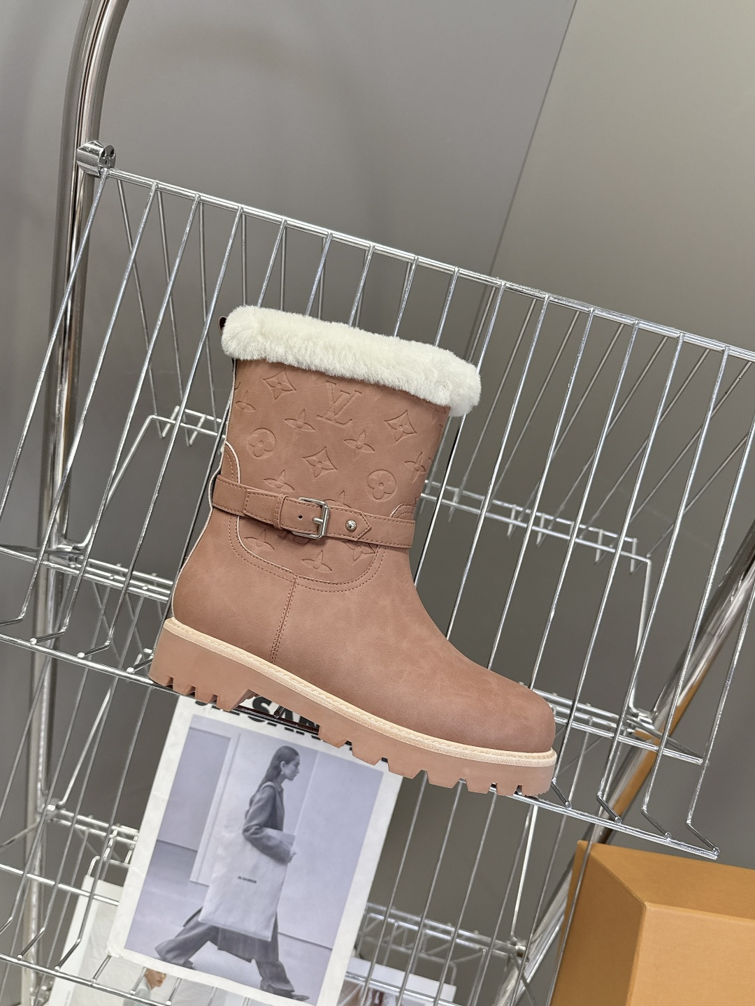 路易威登Louis Vuitton秋冬最新款毛毛短靴 超多明星网红种草 一看就超暖和 剁手党抓紧囤起来，