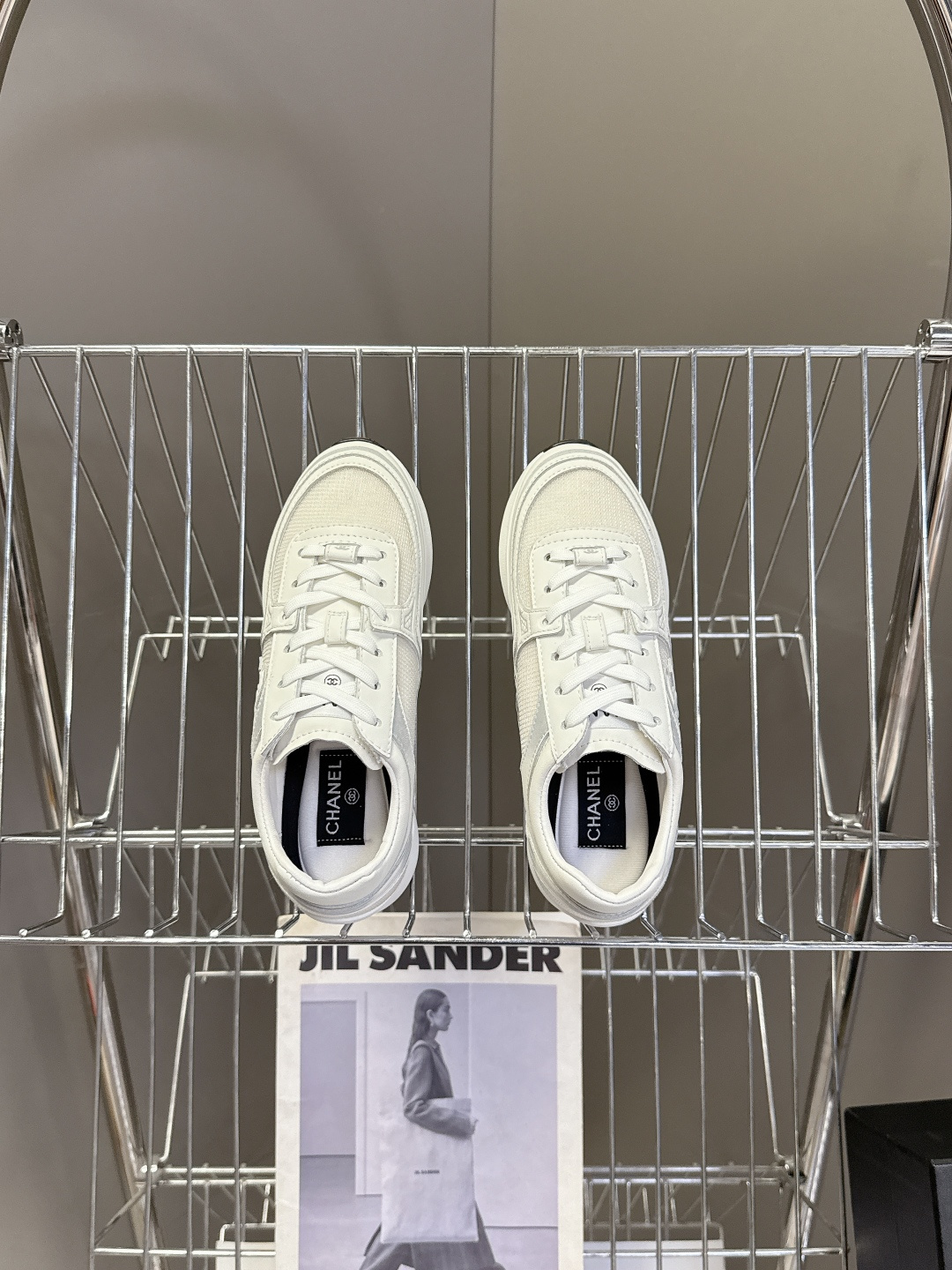 CHANEL香奈儿春夏最新款运动鞋超多明星网红种草 正品太古汇RMB11900购入开发细节完美对原版香奈