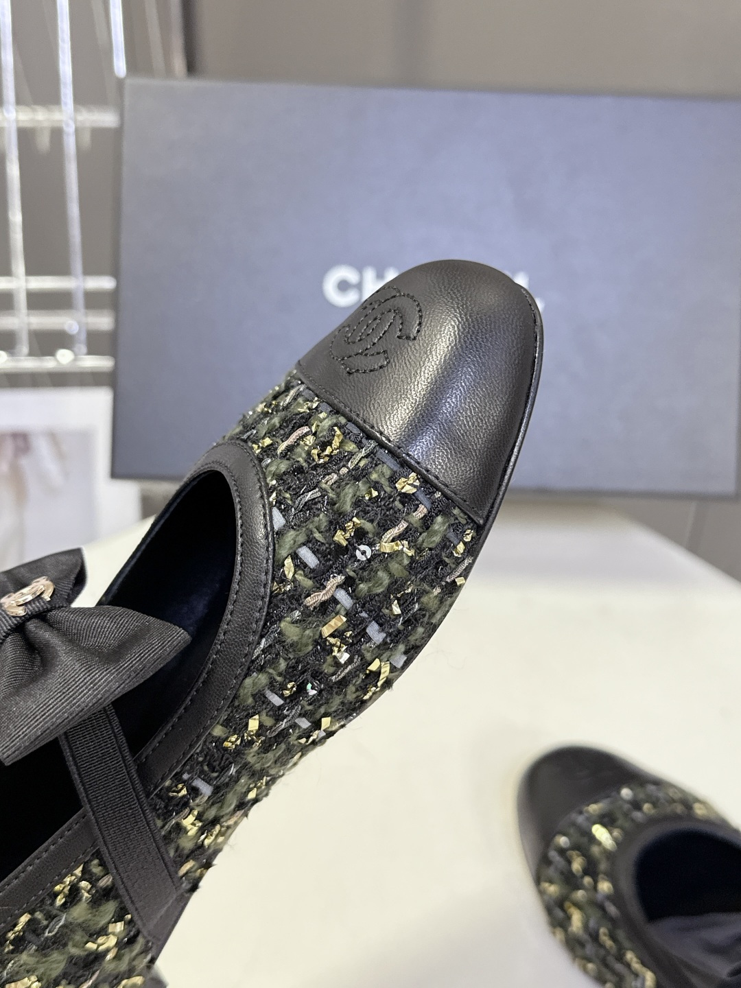 CHANEL香奈儿26C春夏最新款玛丽珍鞋 超多网红时尚博主种草 高级感舒适，配女神们的半身裙 经典的小