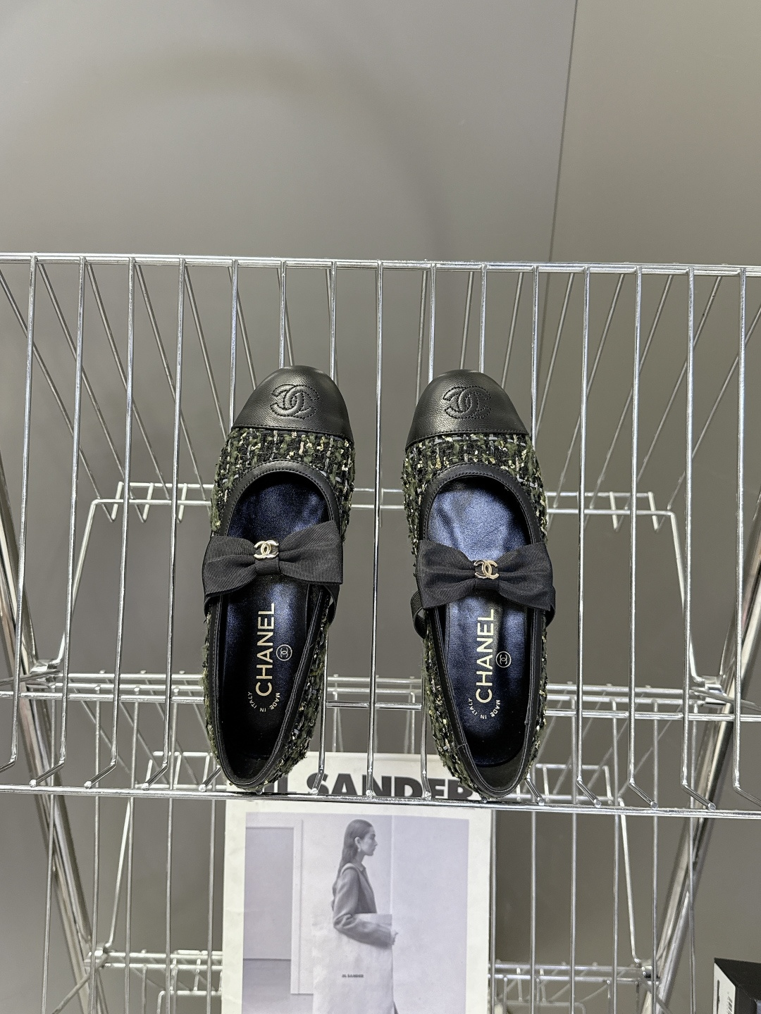 CHANEL香奈儿26C春夏最新款玛丽珍鞋 超多网红时尚博主种草 高级感舒适，配女神们的半身裙 经典的小