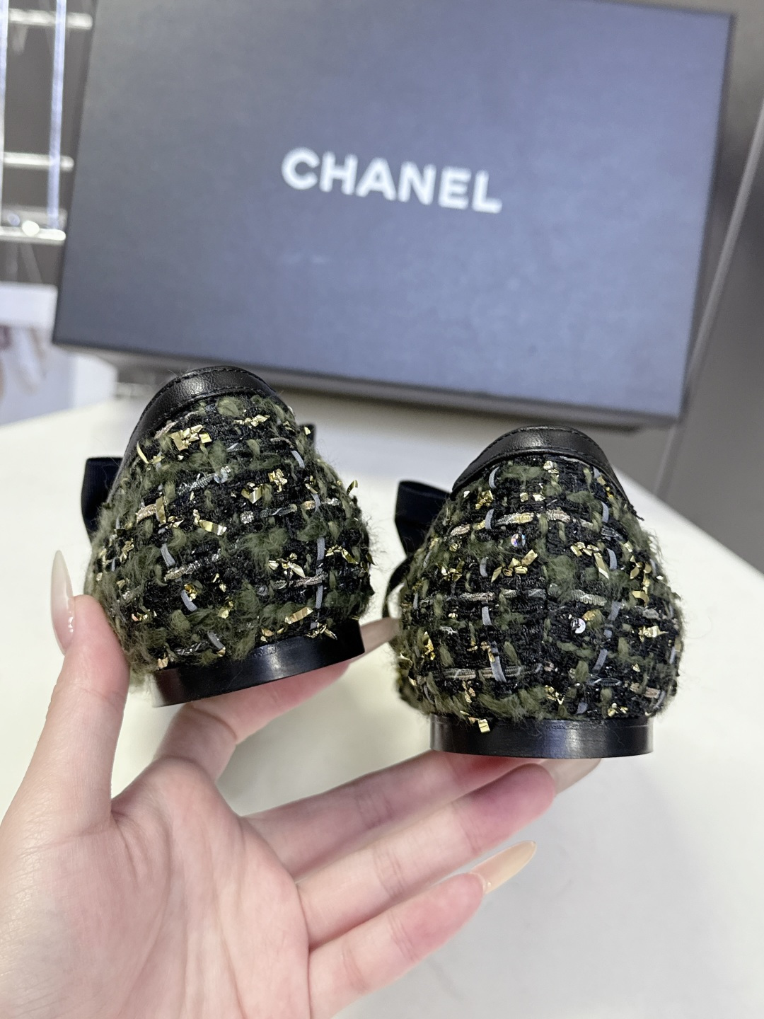 CHANEL香奈儿26C春夏最新款玛丽珍鞋 超多网红时尚博主种草 高级感舒适，配女神们的半身裙 经典的小