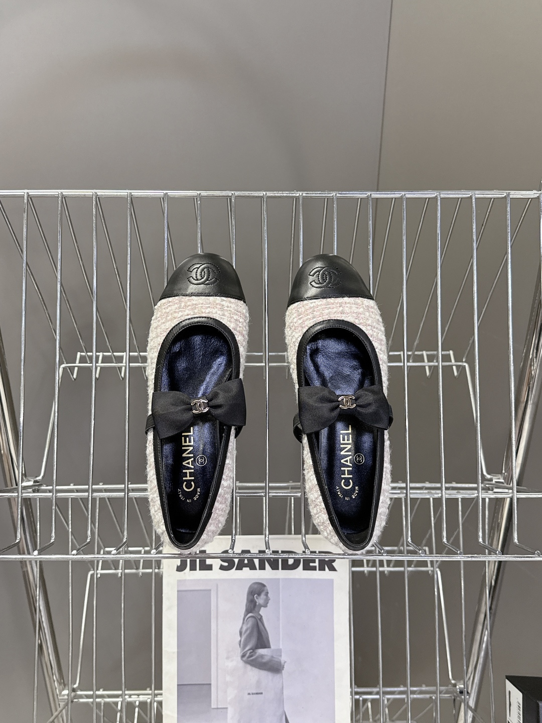 CHANEL香奈儿26C春夏最新款玛丽珍鞋 超多网红时尚博主种草 高级感舒适，配女神们的半身裙 经典的小