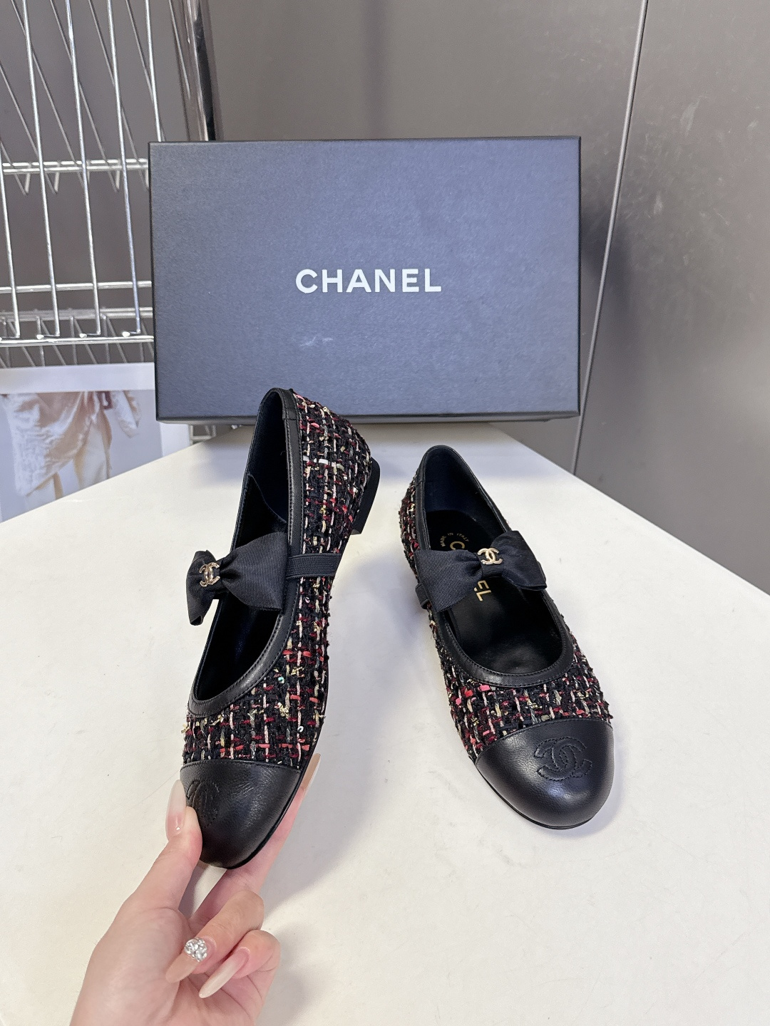 CHANEL香奈儿26C春夏最新款玛丽珍鞋 超多网红时尚博主种草 高级感舒适，配女神们的半身裙 经典的小