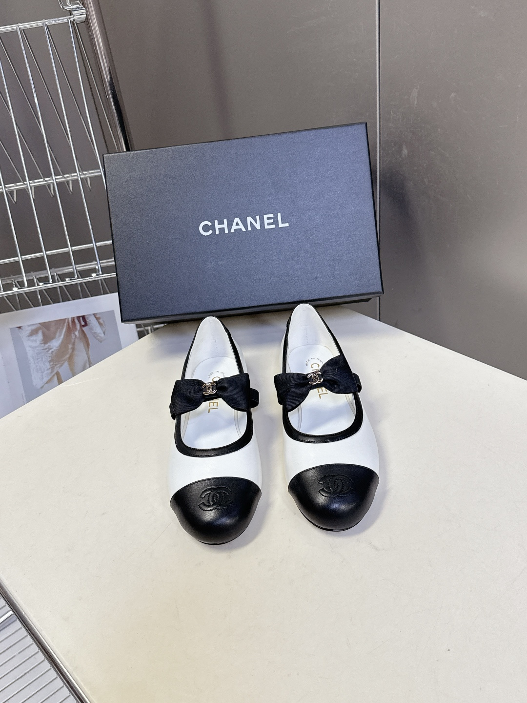 CHANEL香奈儿26C春夏最新款玛丽珍鞋 超多网红时尚博主种草 高级感舒适，配女神们的半身裙 经典的小