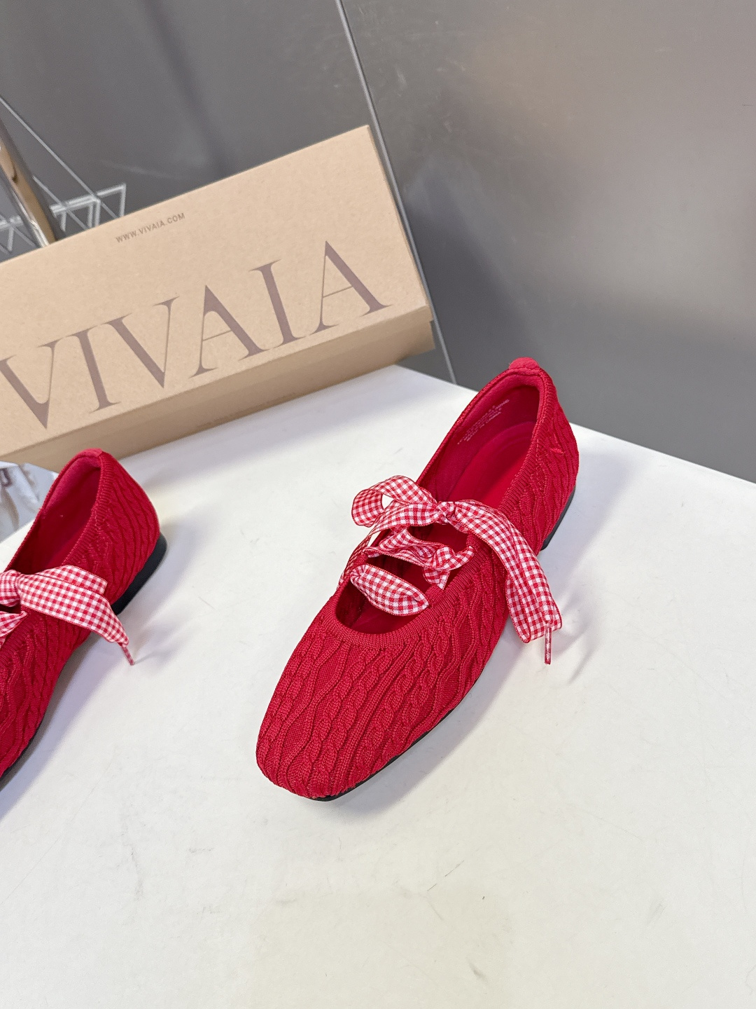 VIVAIA小众品牌春夏最新款玛丽珍鞋 超多明星网红种草 舒适、环保、时尚 为品牌核心的鞋履品牌Jenn