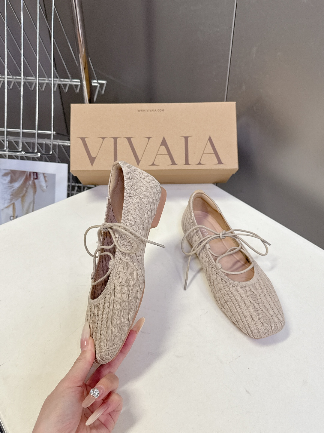 VIVAIA小众品牌春夏最新款玛丽珍鞋 超多明星网红种草 舒适、环保、时尚 为品牌核心的鞋履品牌Jenn