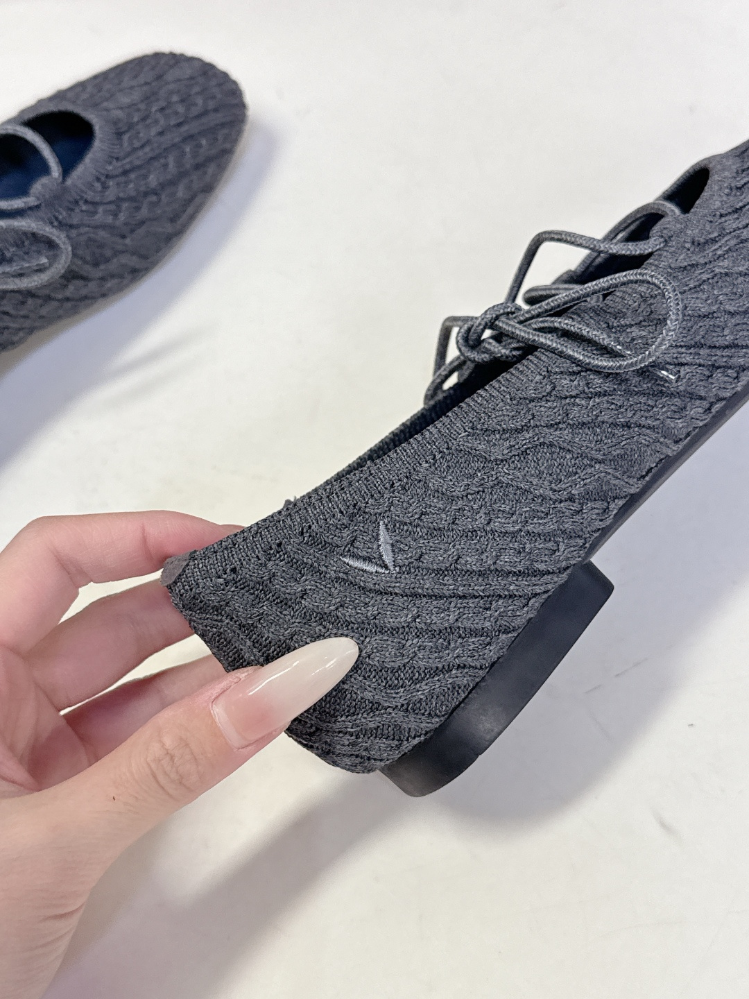 VIVAIA小众品牌春夏最新款玛丽珍鞋 超多明星网红种草 舒适、环保、时尚 为品牌核心的鞋履品牌Jenn