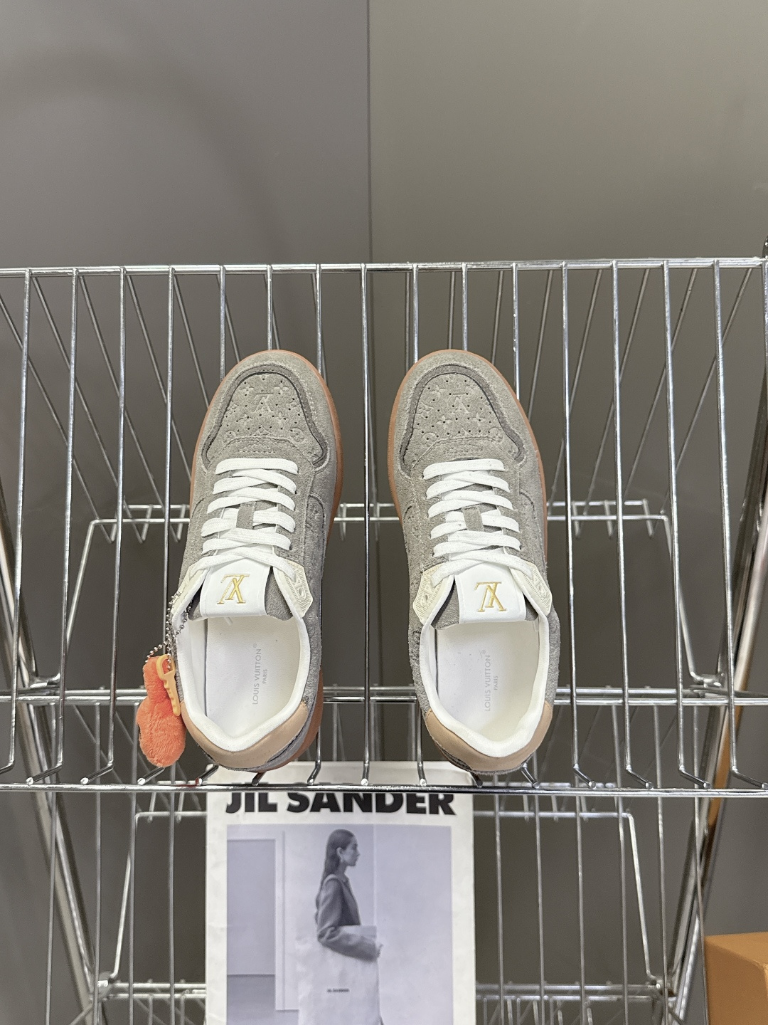 路易威登LV春夏新款运动德训鞋 专柜一鞋难求 每个店铺配额有限 超多网红时装博主种草 原版购入开发 完美