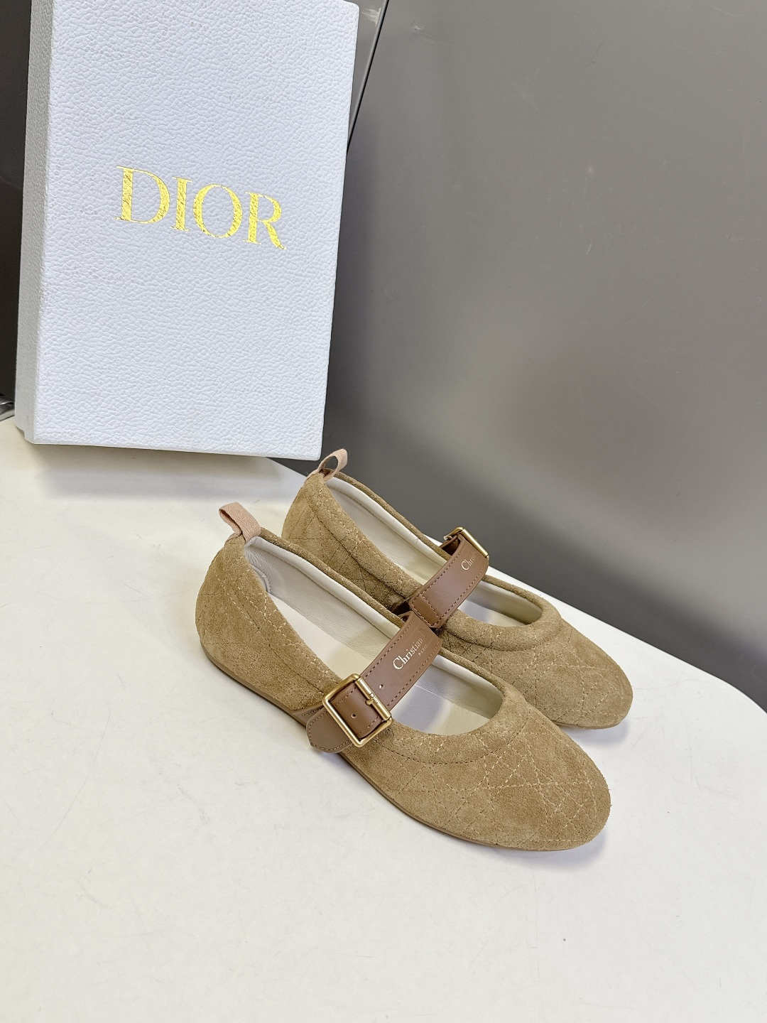 Dior迪奥2026春夏最新款 玛丽珍 芭蕾舞鞋 超多明星网红种草 芭蕾鞋经典的迪奥藤格纹元素 罗纹带子