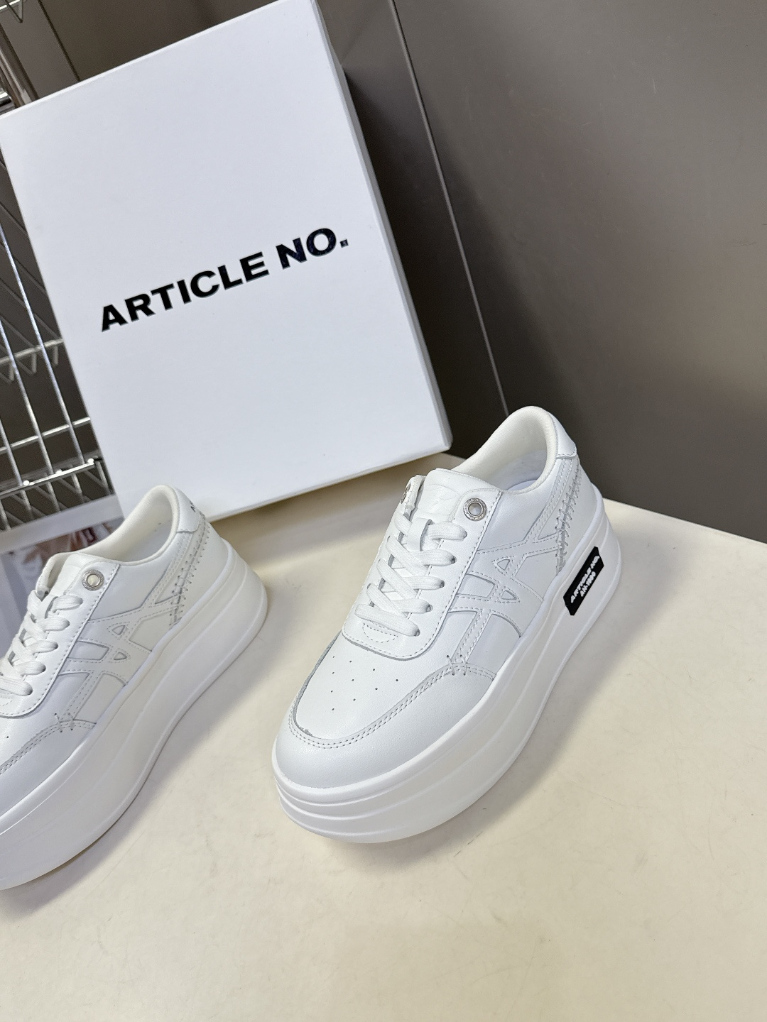 ARTICLE NO 小众品牌春夏最新款厚底 小白鞋 休闲鞋 超多明星网红种草 超级百搭款 搭配拖地裤 