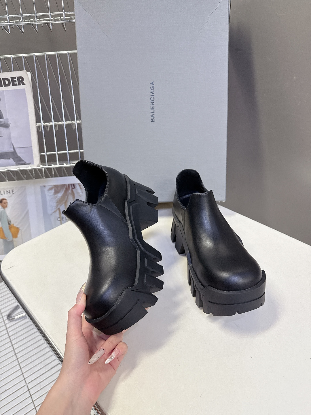 BALENCIAGA 巴黎世家Bulldozer Boots推土机系列超多明星网红种草 原版复刻版本 细