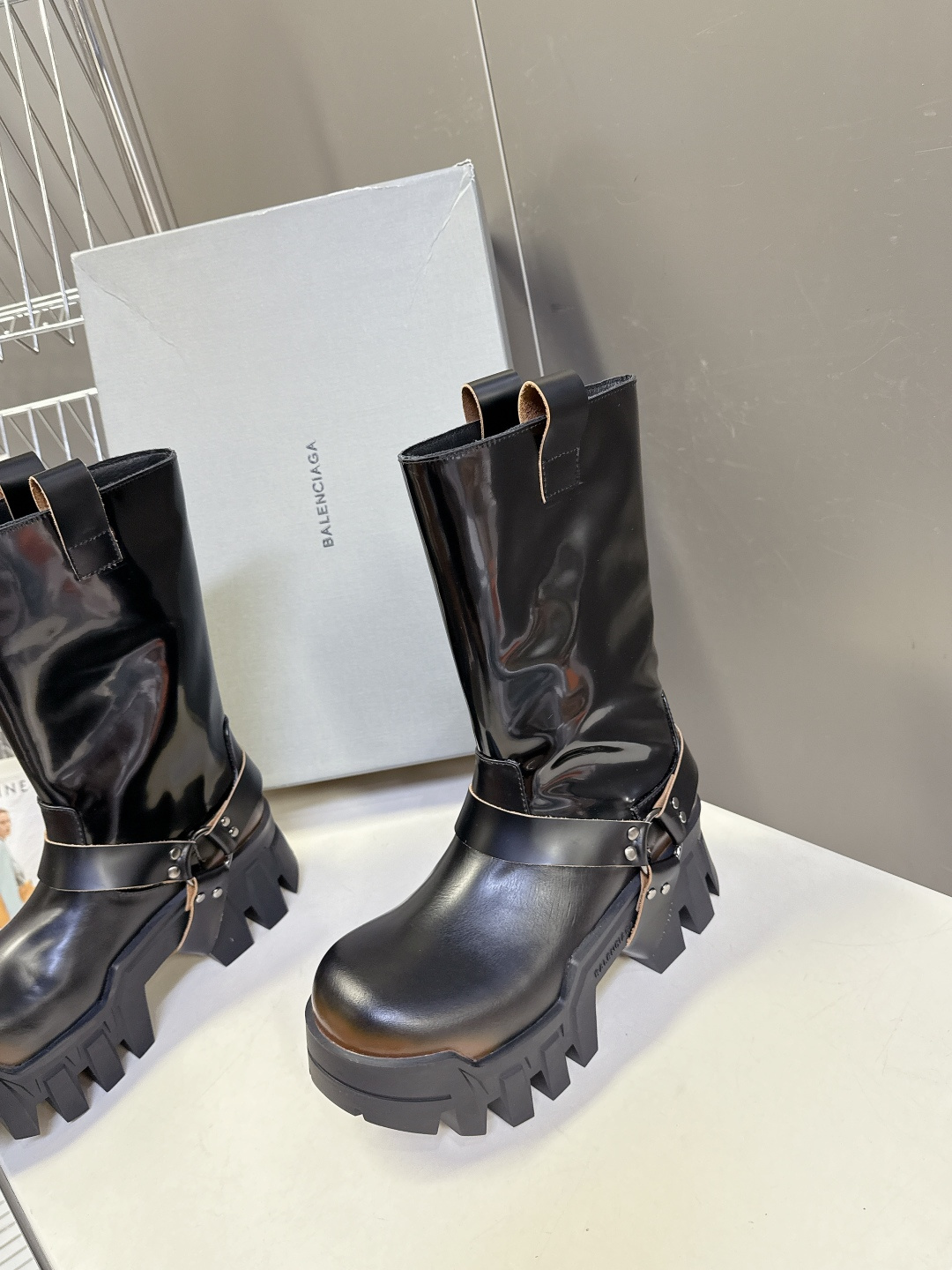 BALENCIAGA 巴黎世家Bulldozer Boots推土机系列 超多明星网红种草 原版复刻版本 细节图肉眼可见 