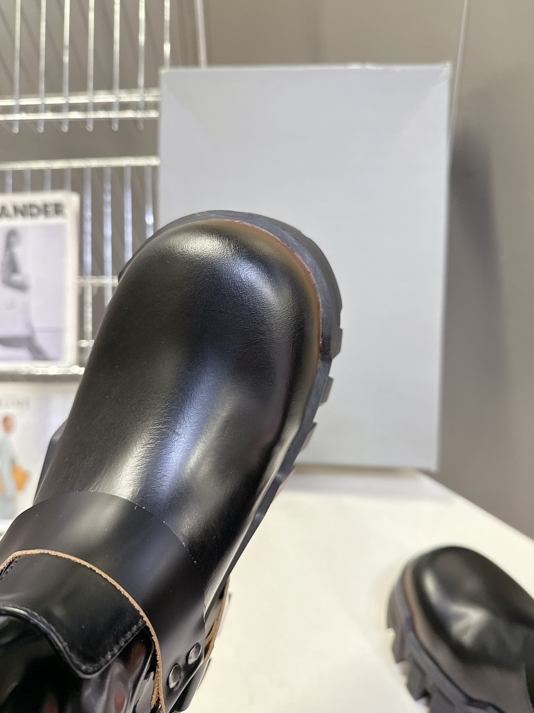 BALENCIAGA 巴黎世家Bulldozer Boots推土机系列 超多明星网红种草 原版复刻版本 细节图肉眼可见 