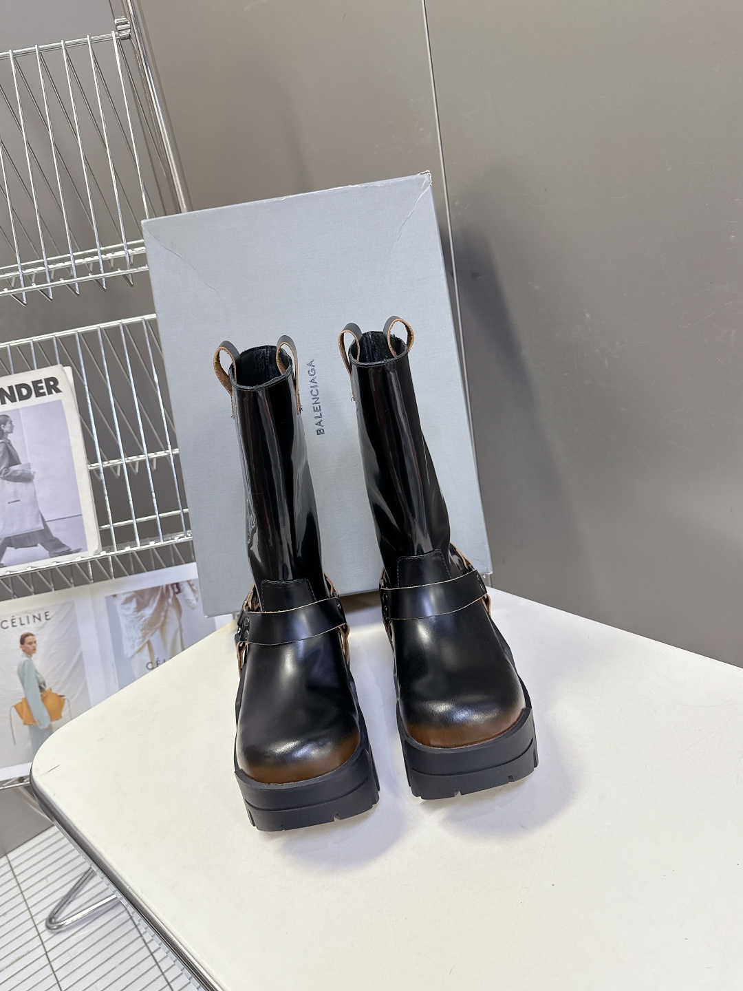 BALENCIAGA 巴黎世家Bulldozer Boots推土机系列 超多明星网红种草 原版复刻版本 细节图肉眼可见 BALENCIAGA 巴黎世家Bulldozer Boots推土机系列 超多明星网红种草 原版复刻版本 细节图肉眼可见