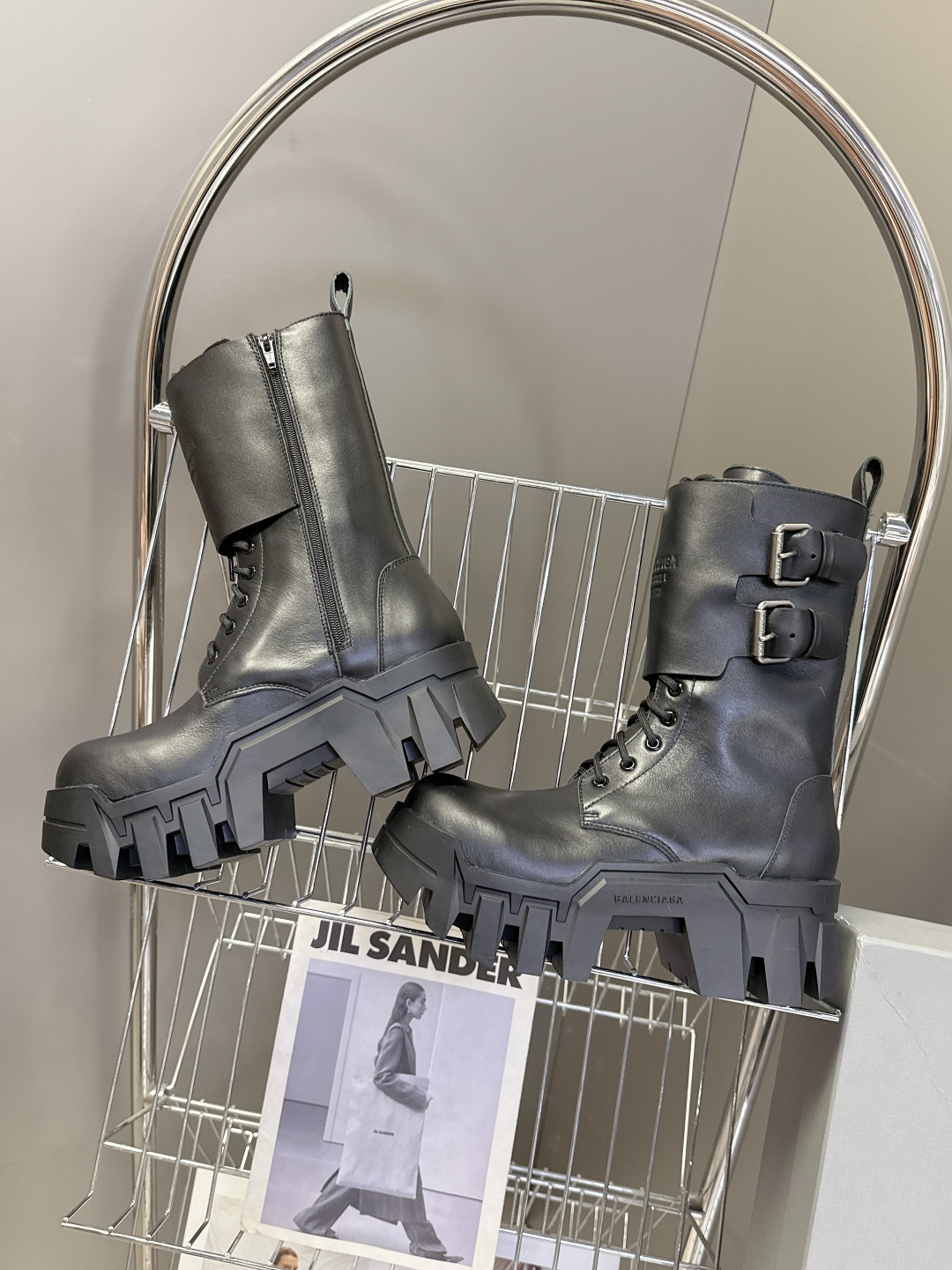 BALENCIAGA 巴黎世家Bulldozer Boots推土机系列 超多明星网红种草 原版复刻版本 细节图肉眼可见 