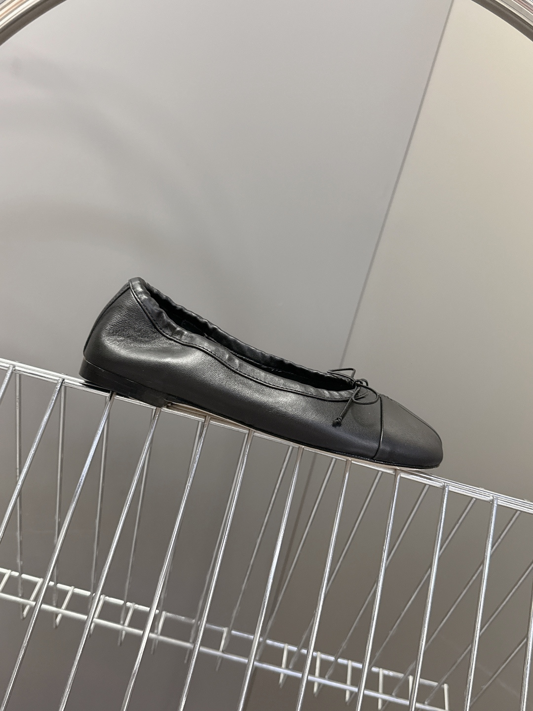 Christen2026春夏最新款分脚趾 玛丽珍 芭蕾舞鞋 超多明星网红种草 柔软绵羊面料加绵羊里皮作为