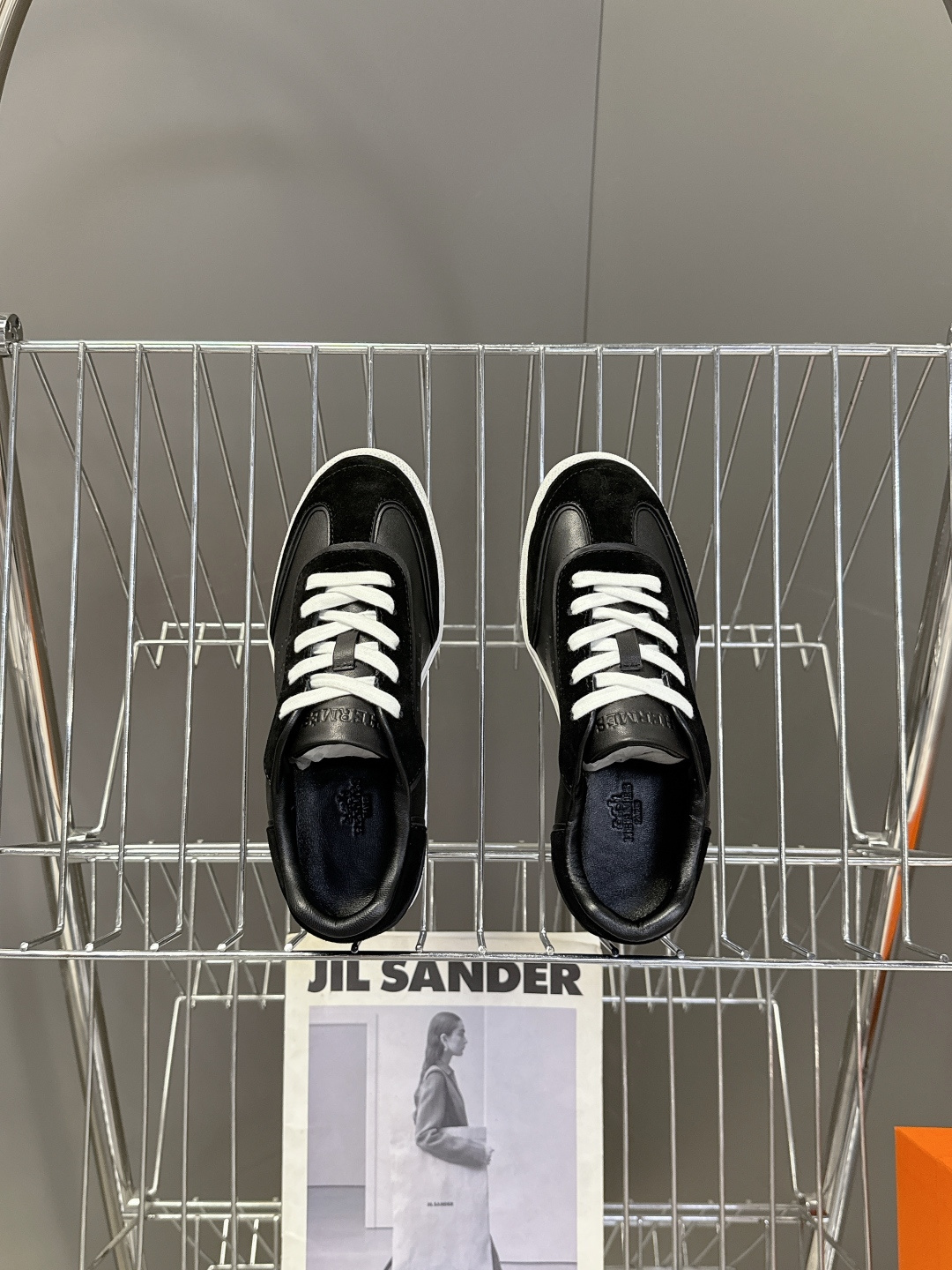 男装➕10 Hermes 爱马仕春夏最新情侣款德训鞋 休闲鞋 超多明星网红种草 专柜非常难配货 采用本质