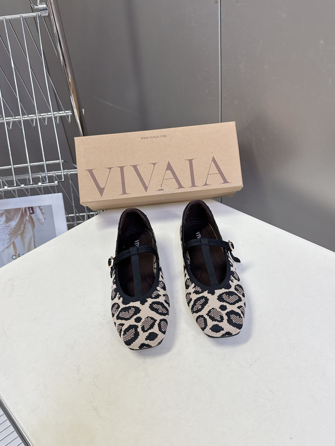 VIVAIA小众品牌春夏最新款玛丽珍鞋 超多明星网红种草 舒适、环保、时尚 为品牌核心的鞋履品牌Jenn