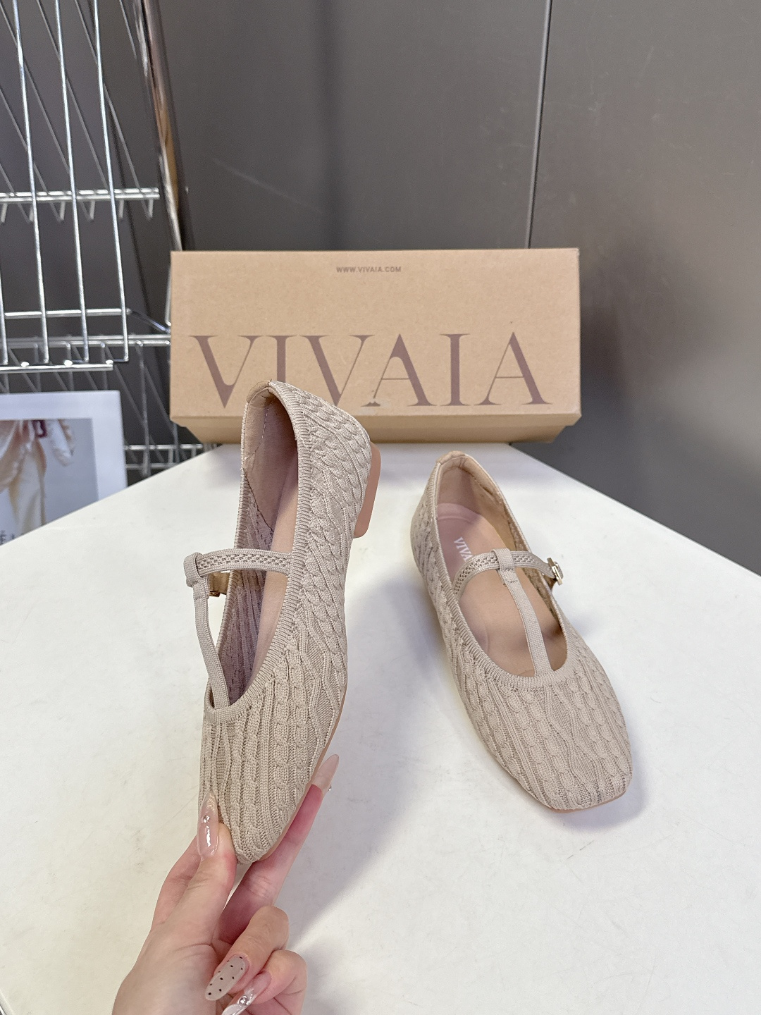 VIVAIA小众品牌春夏最新款玛丽珍鞋 超多明星网红种草 舒适、环保、时尚 为品牌核心的鞋履品牌Jenn