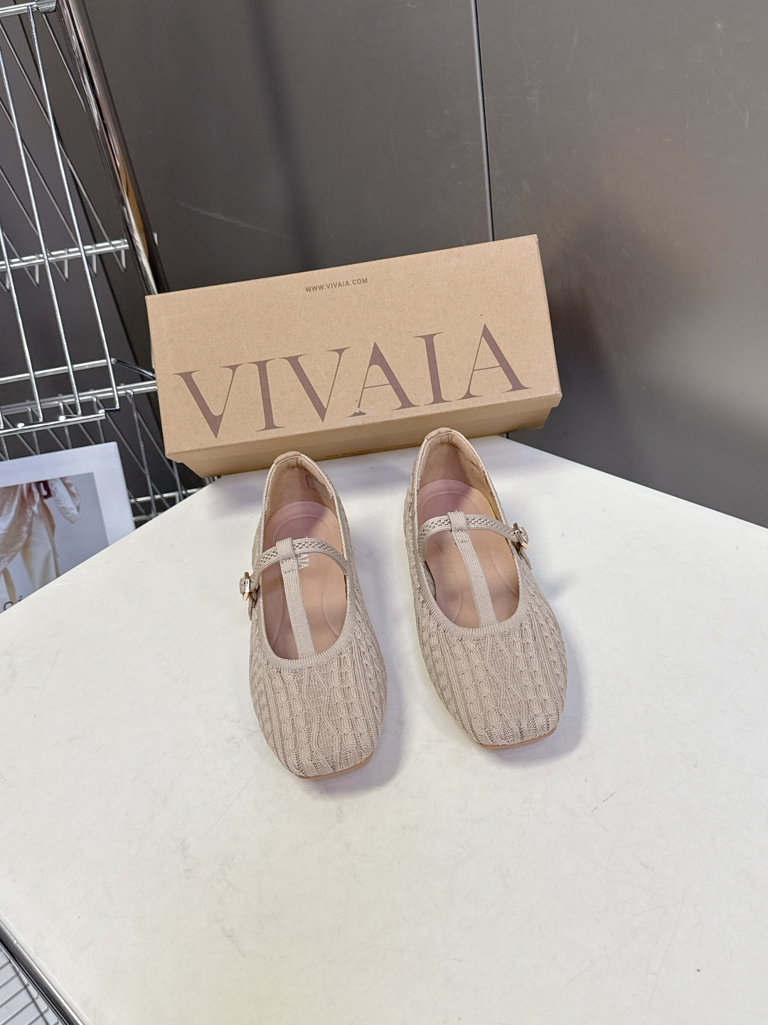 VIVAIA小众品牌春夏最新款玛丽珍鞋 超多明星网红种草 舒适、环保、时尚 为品牌核心的鞋履品牌Jenn