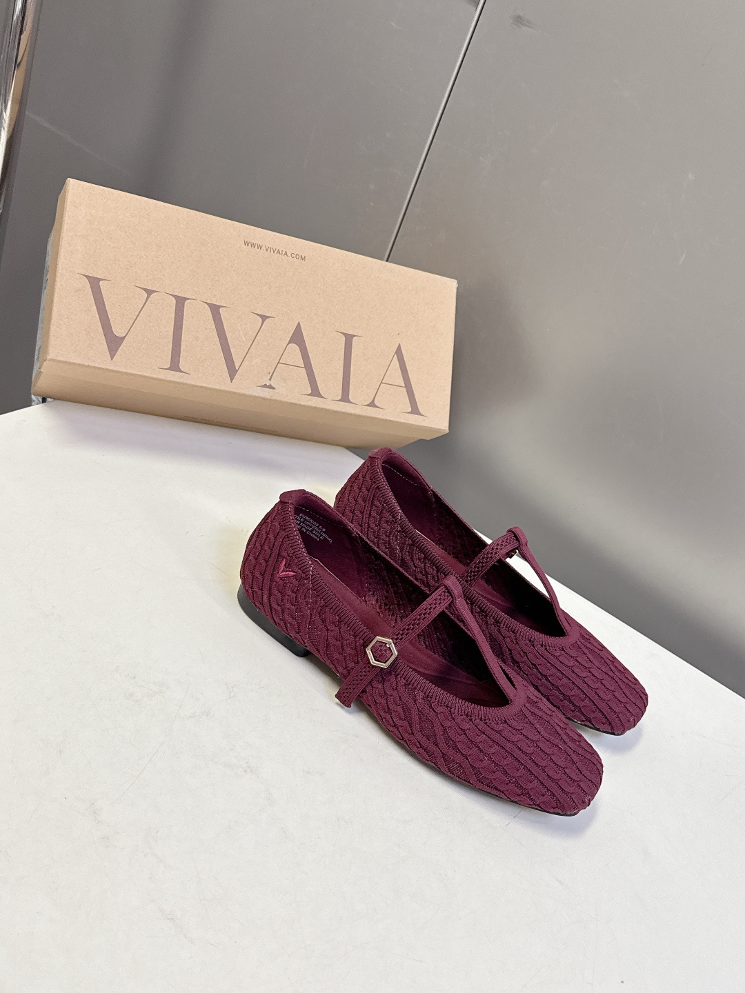 VIVAIA小众品牌春夏最新款玛丽珍鞋 超多明星网红种草 舒适、环保、时尚 为品牌核心的鞋履品牌Jenn