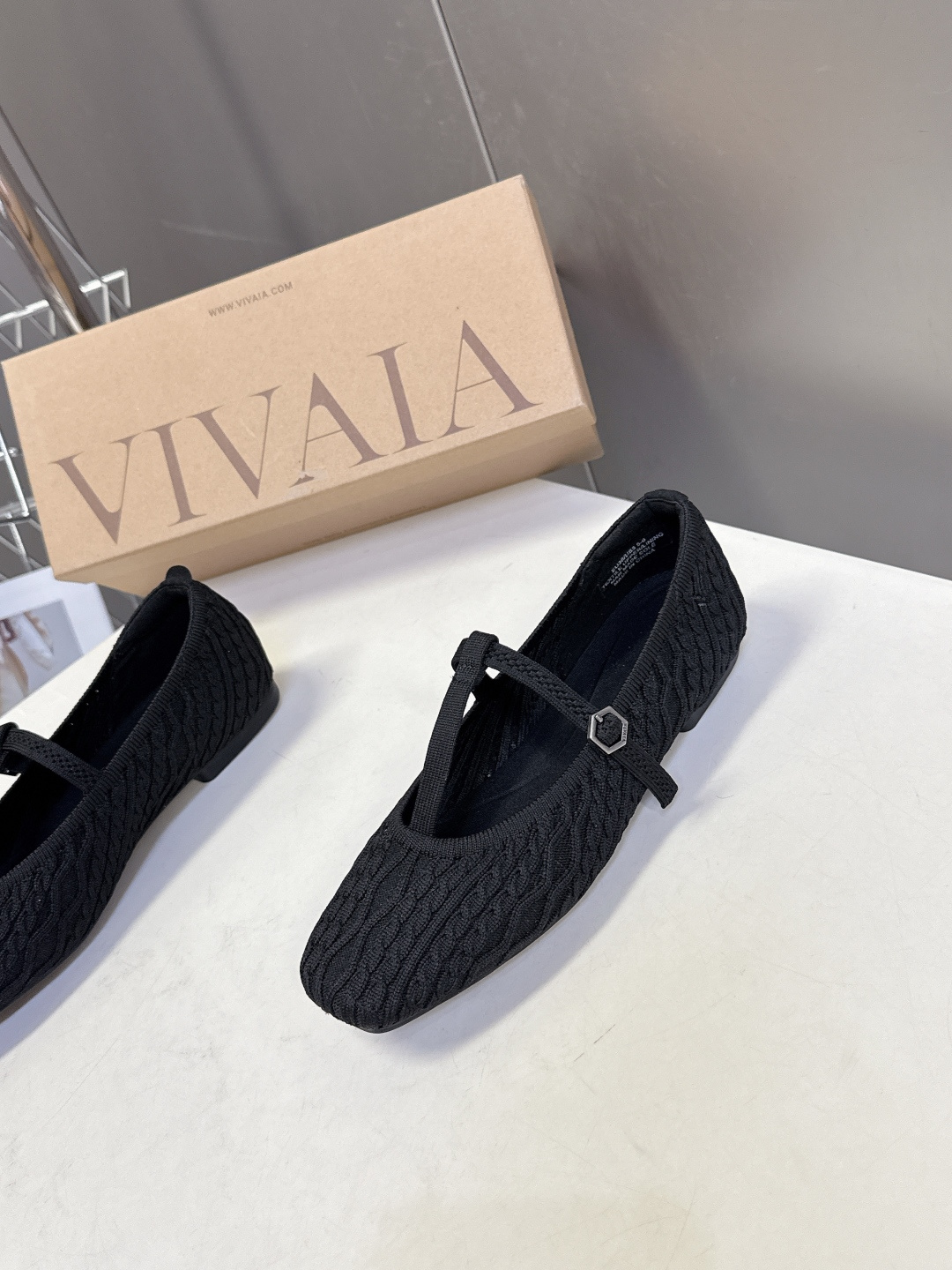 VIVAIA小众品牌春夏最新款玛丽珍鞋 超多明星网红种草 舒适、环保、时尚 为品牌核心的鞋履品牌Jenn